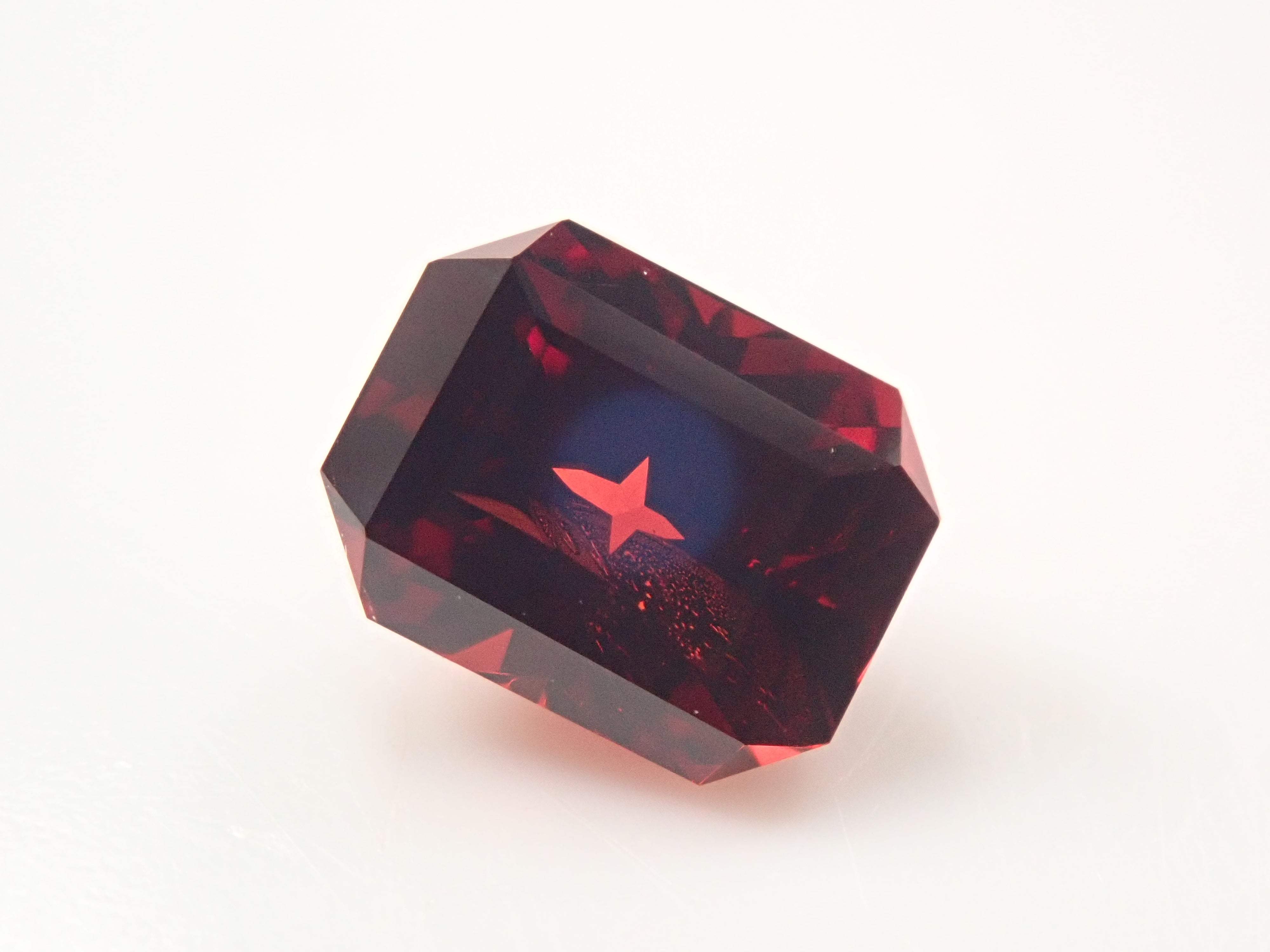 [12561389] Tanzanian Almandine Garnet 0.930ct Loose Stone
