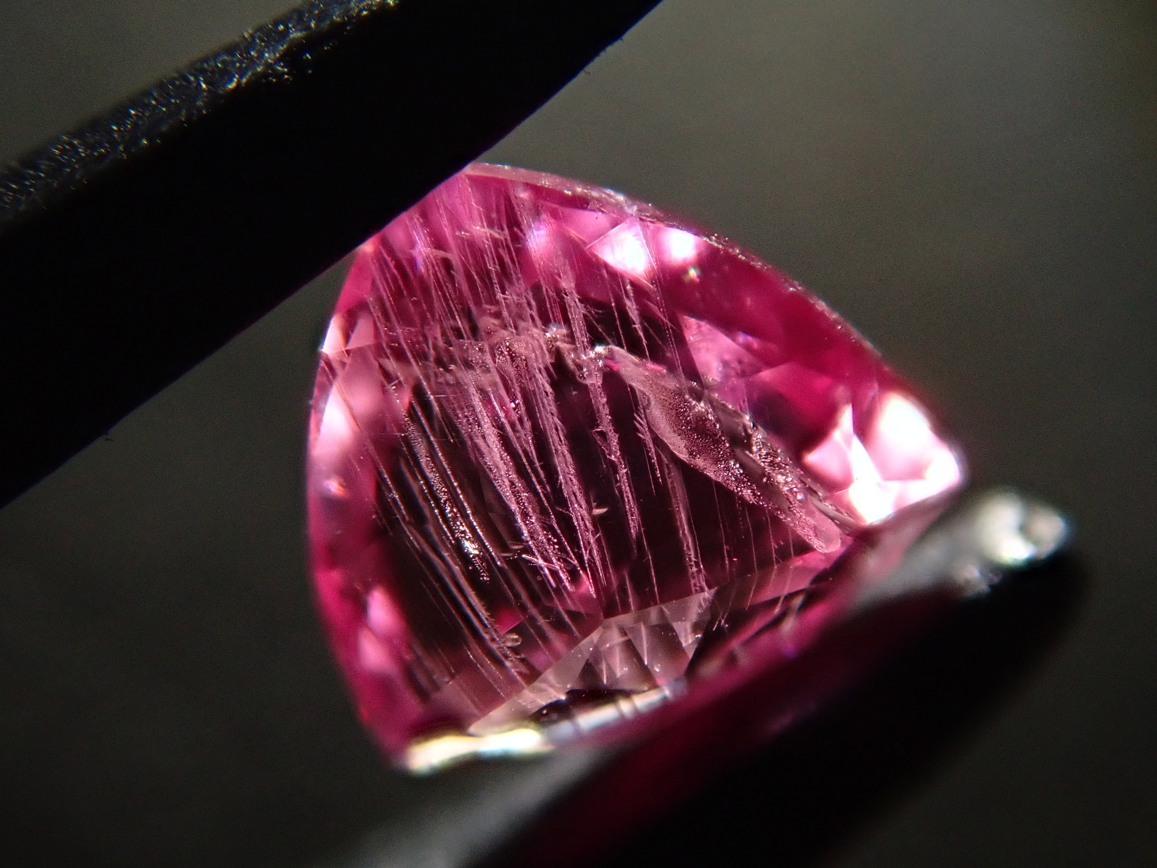 【12/2 22時販売】グリーンランド産サファイア 0.271ctルース　証明書付