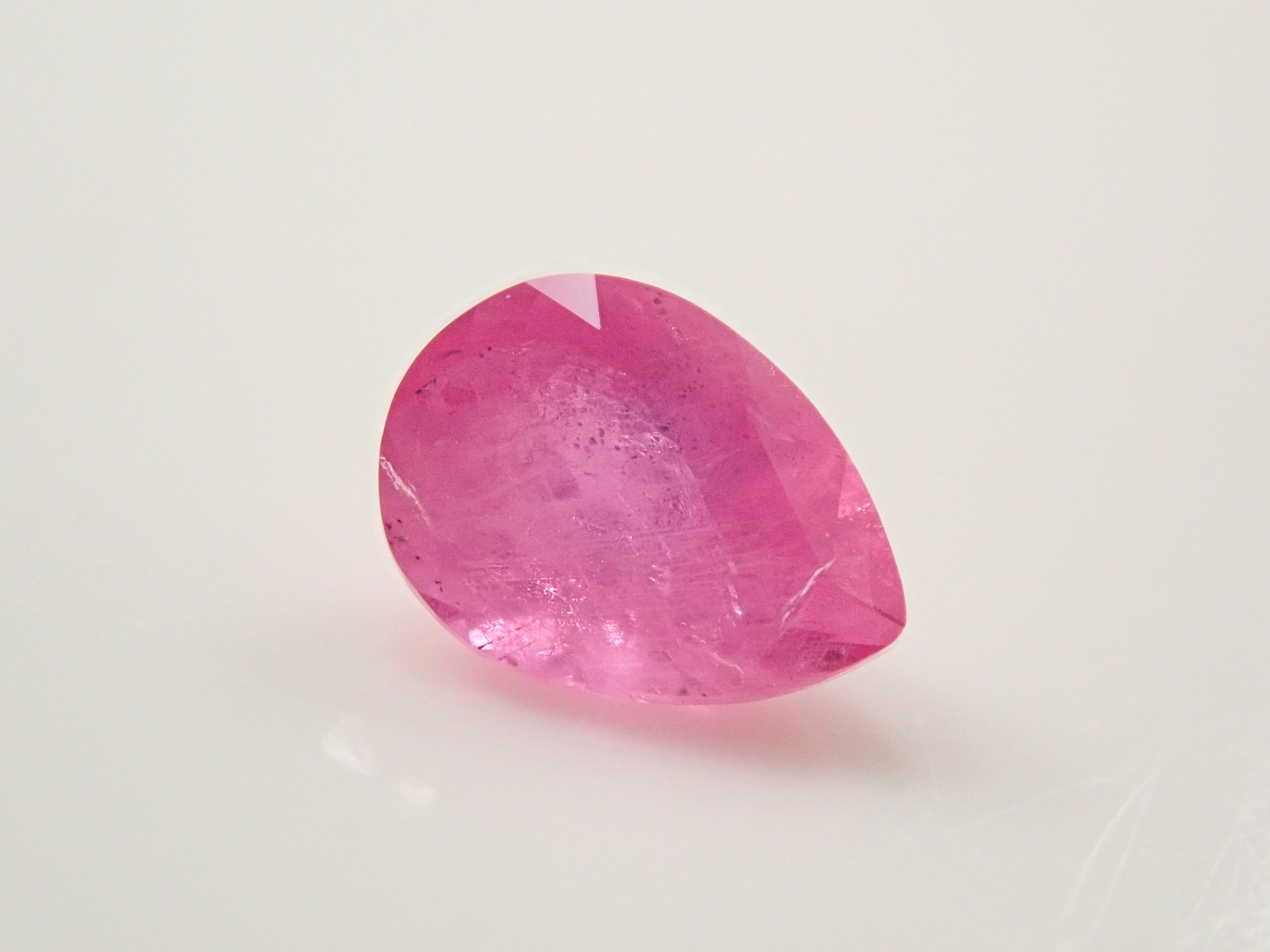 【11/29 22時販売】グリーンランド産ルビー 0.266ctルース 証明書