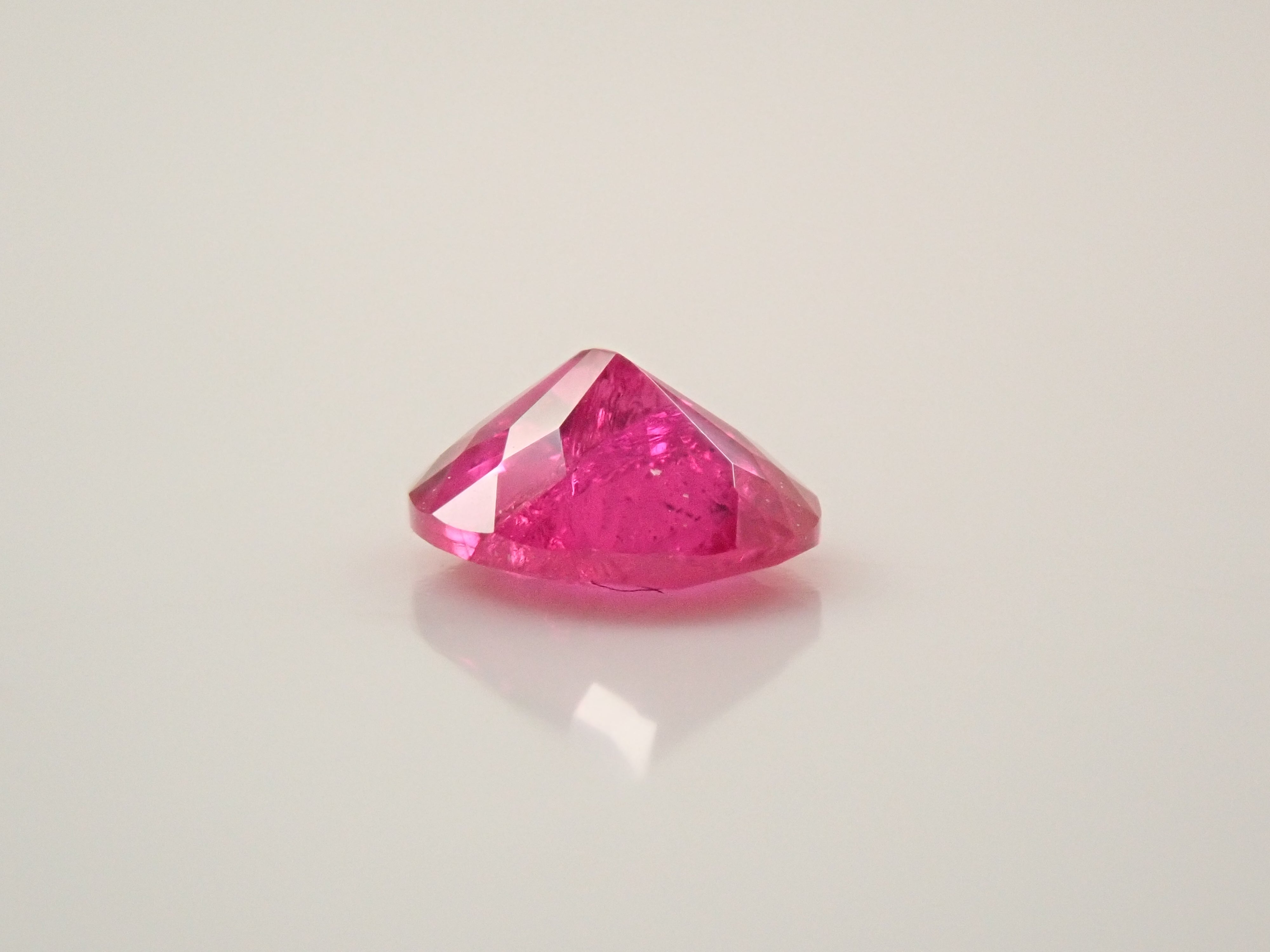 【11/29 22時販売】グリーンランド産ルビー 0.253ctルース 証明書