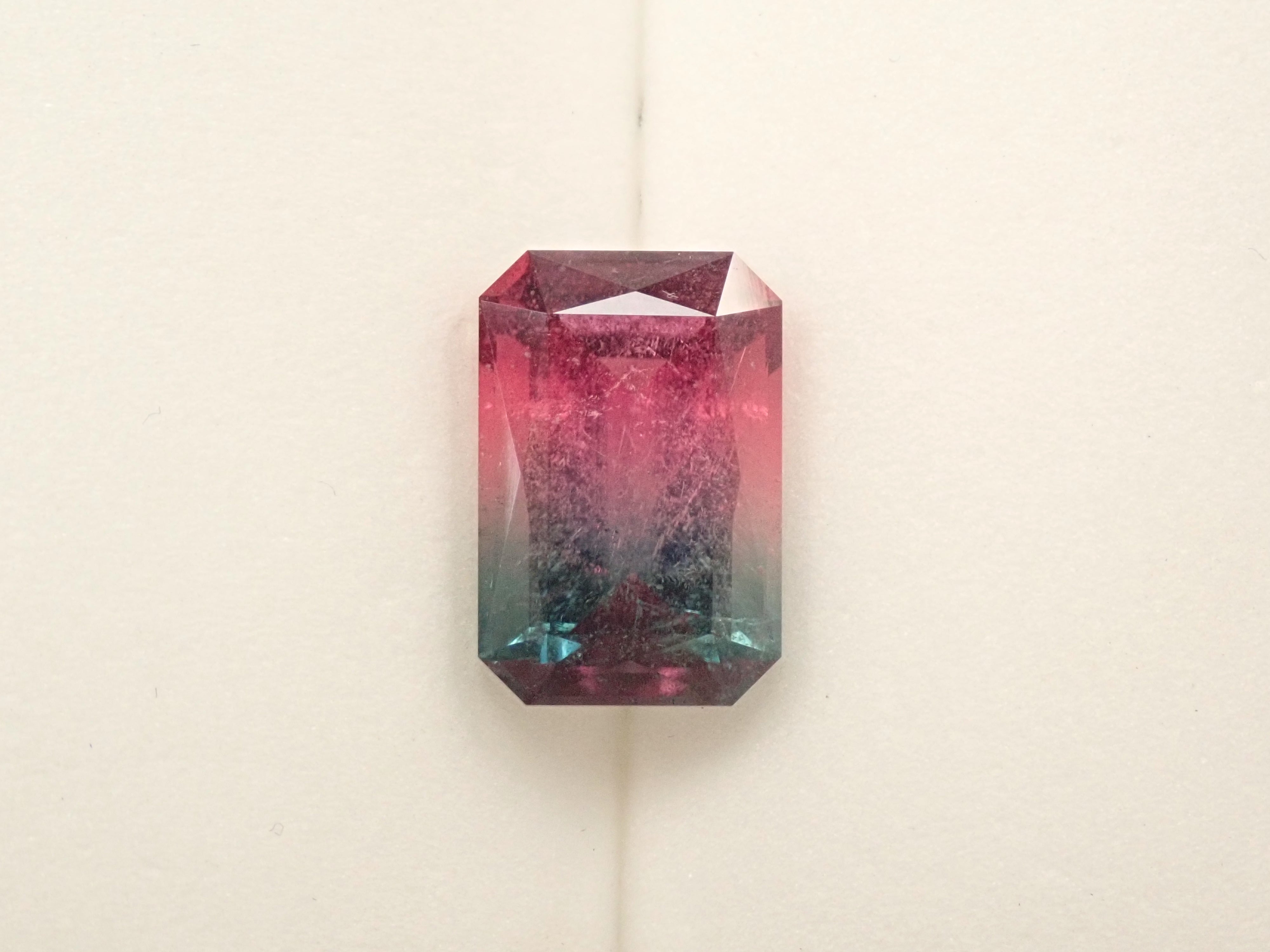 [12561379] Brazilian Bicolor Tourmaline 4.497ct Loose