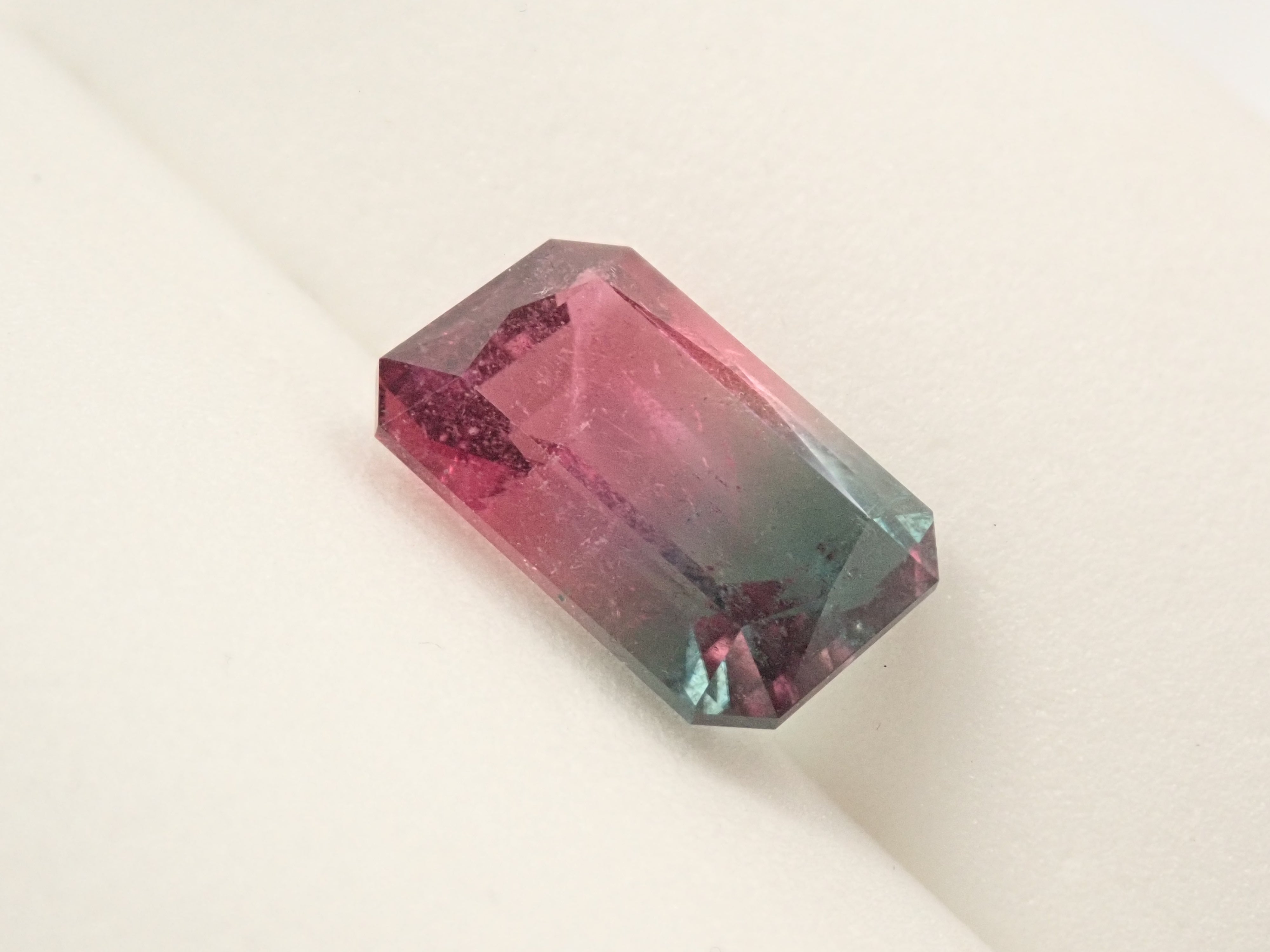 [12561379] Brazilian Bicolor Tourmaline 4.497ct Loose