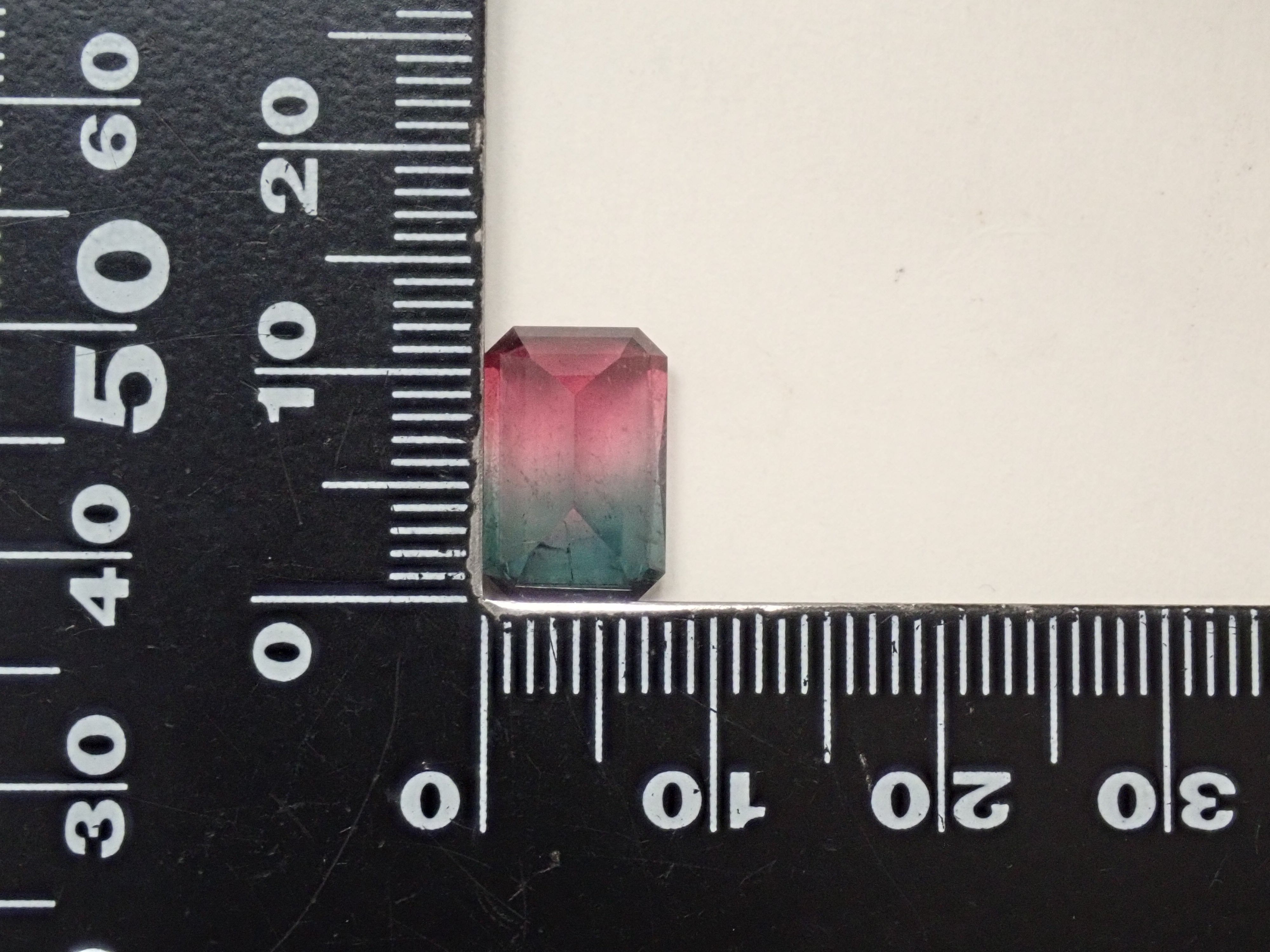[12561379] Brazilian Bicolor Tourmaline 4.497ct Loose