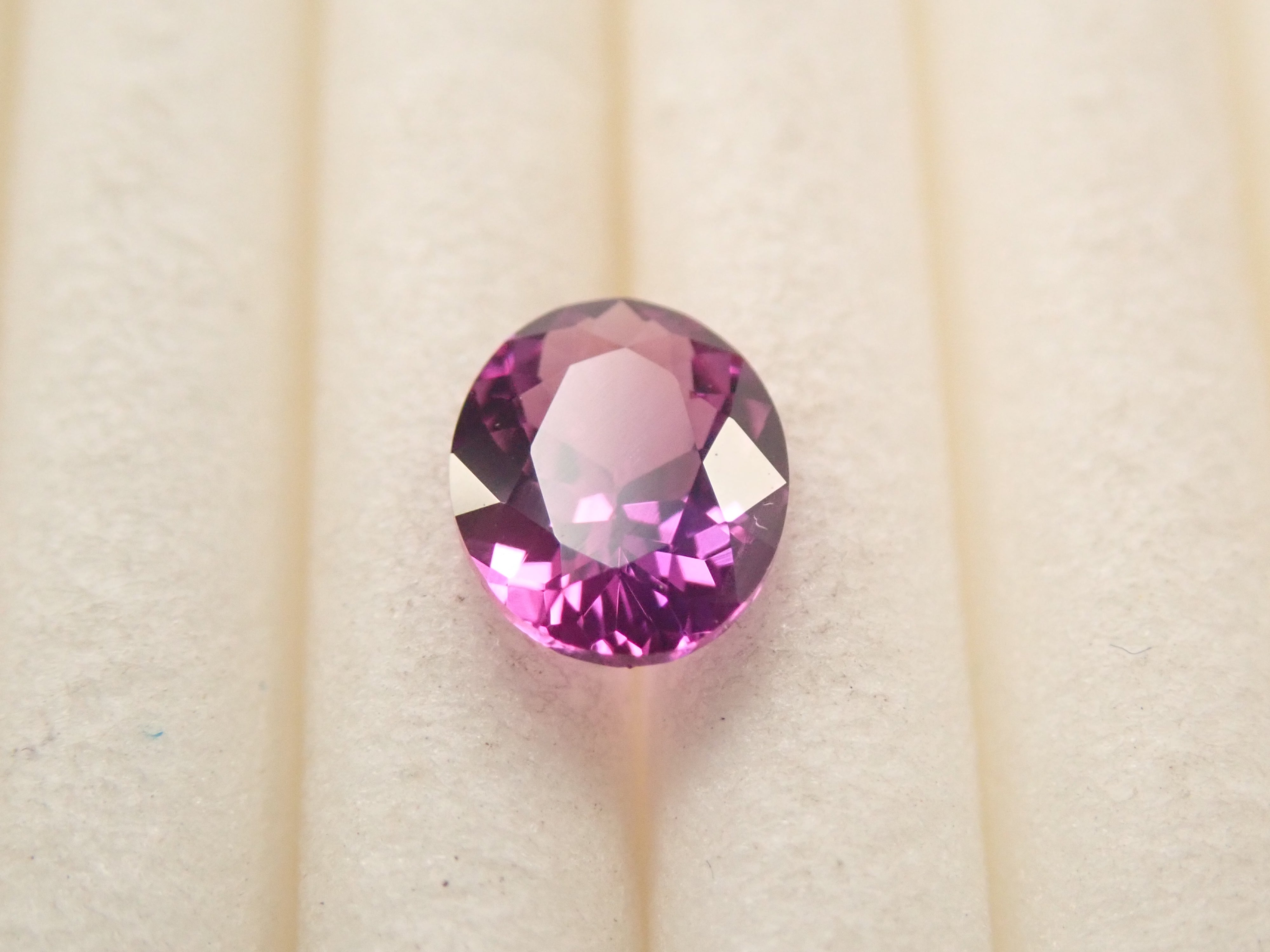 [12561380] 斯里蘭卡紫色藍寶石 0.393克拉 散裝