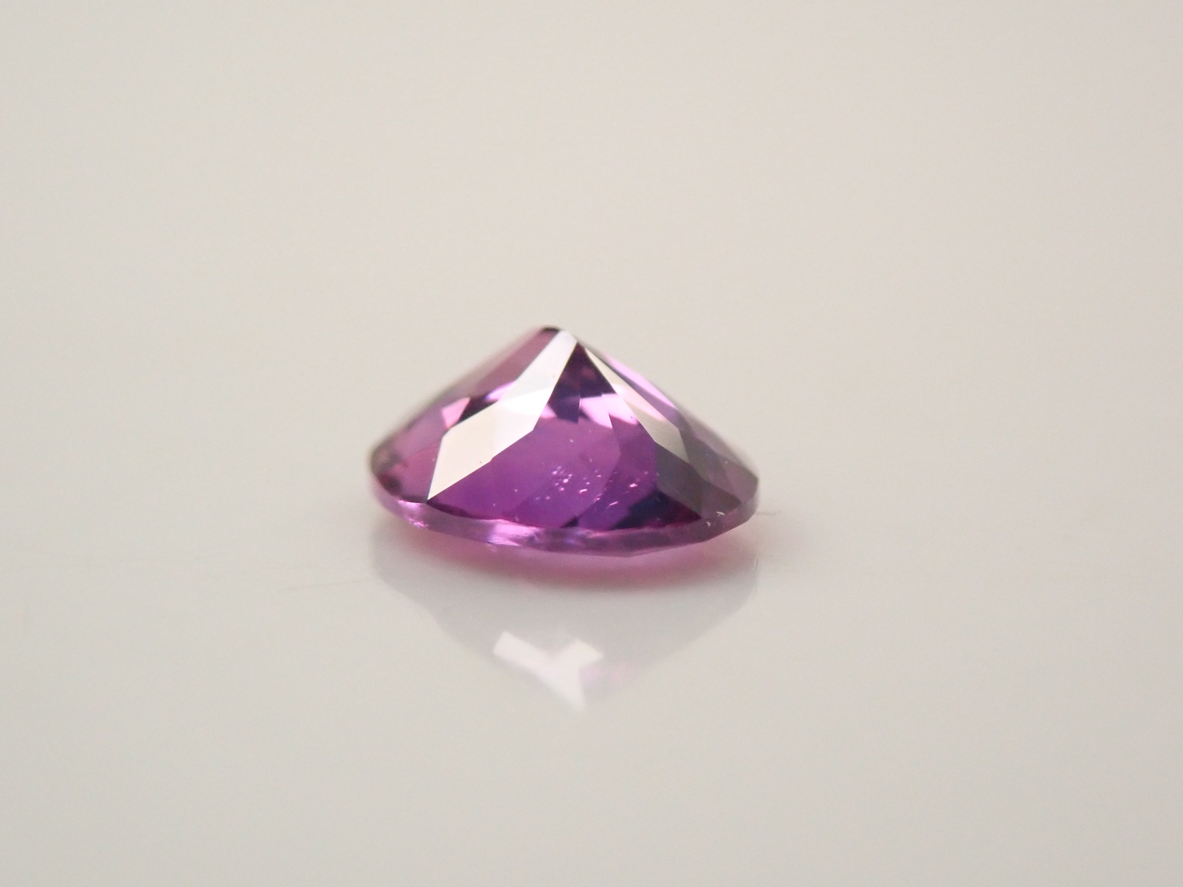 [12561380] 斯里蘭卡紫色藍寶石 0.393克拉 散裝