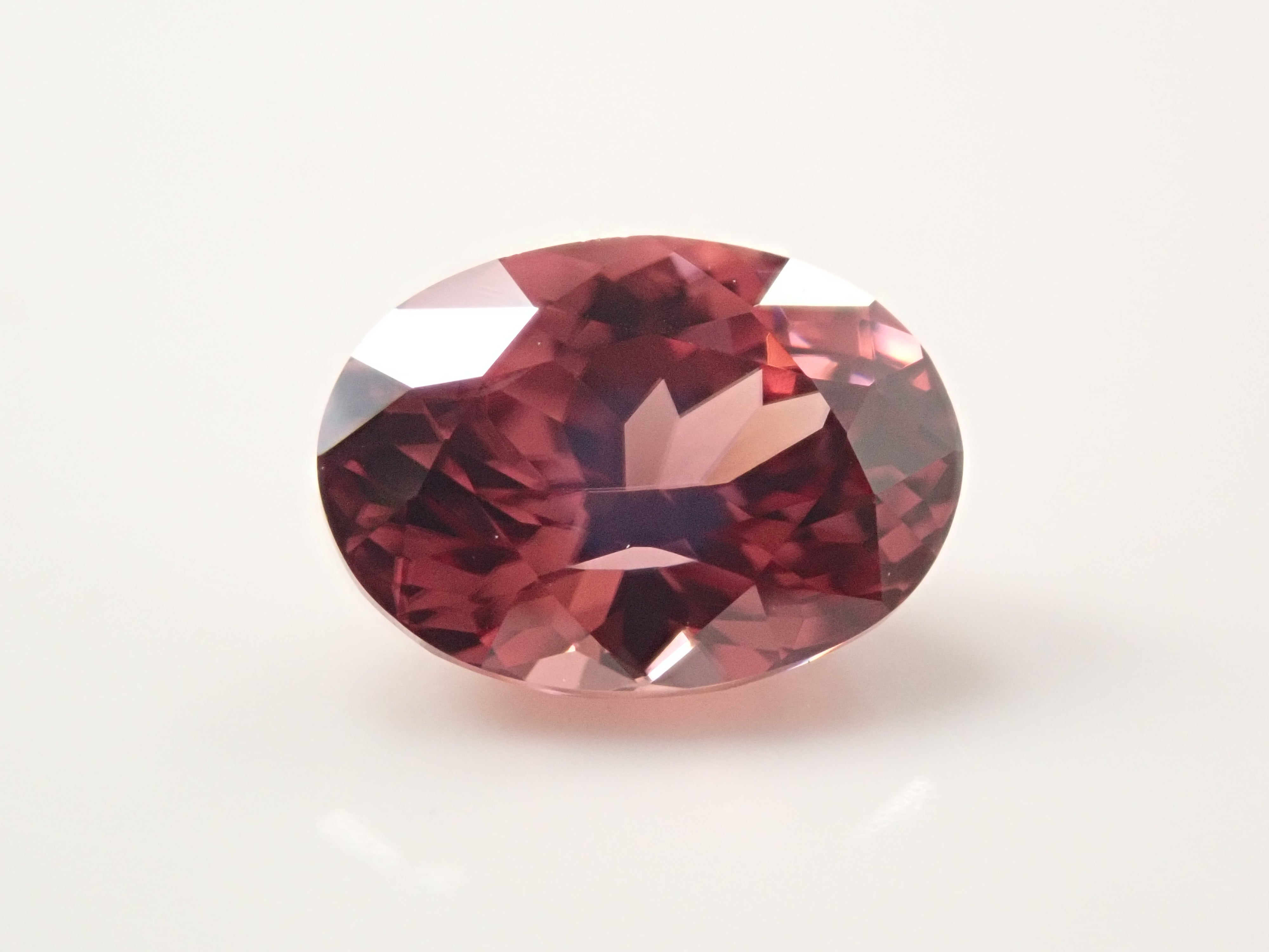 [12561378] Sri Lankan pink zircon 1.991ct loose stone