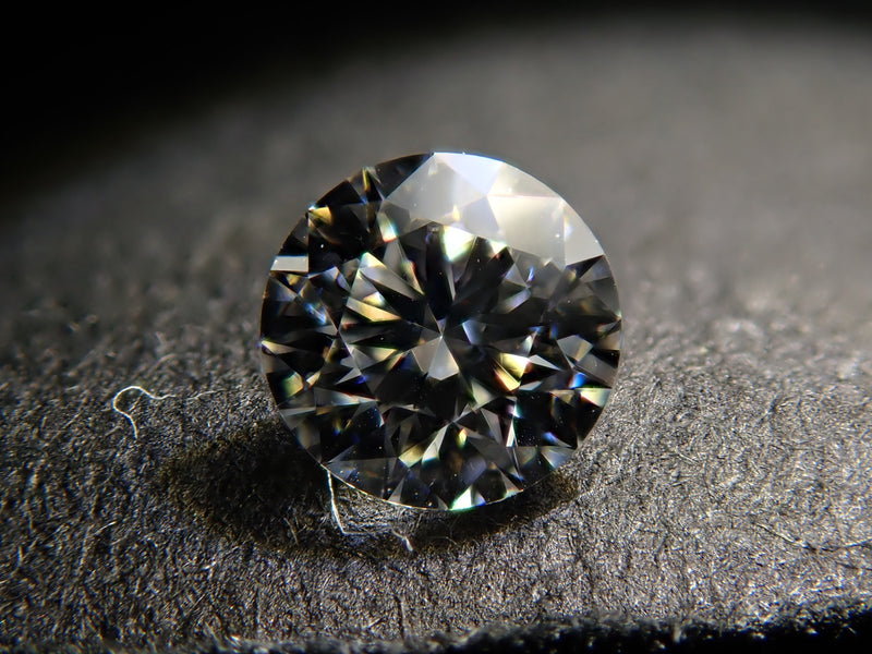 ダイヤモンド 0.141ctルース(E, VVS2, Excellent H&C)