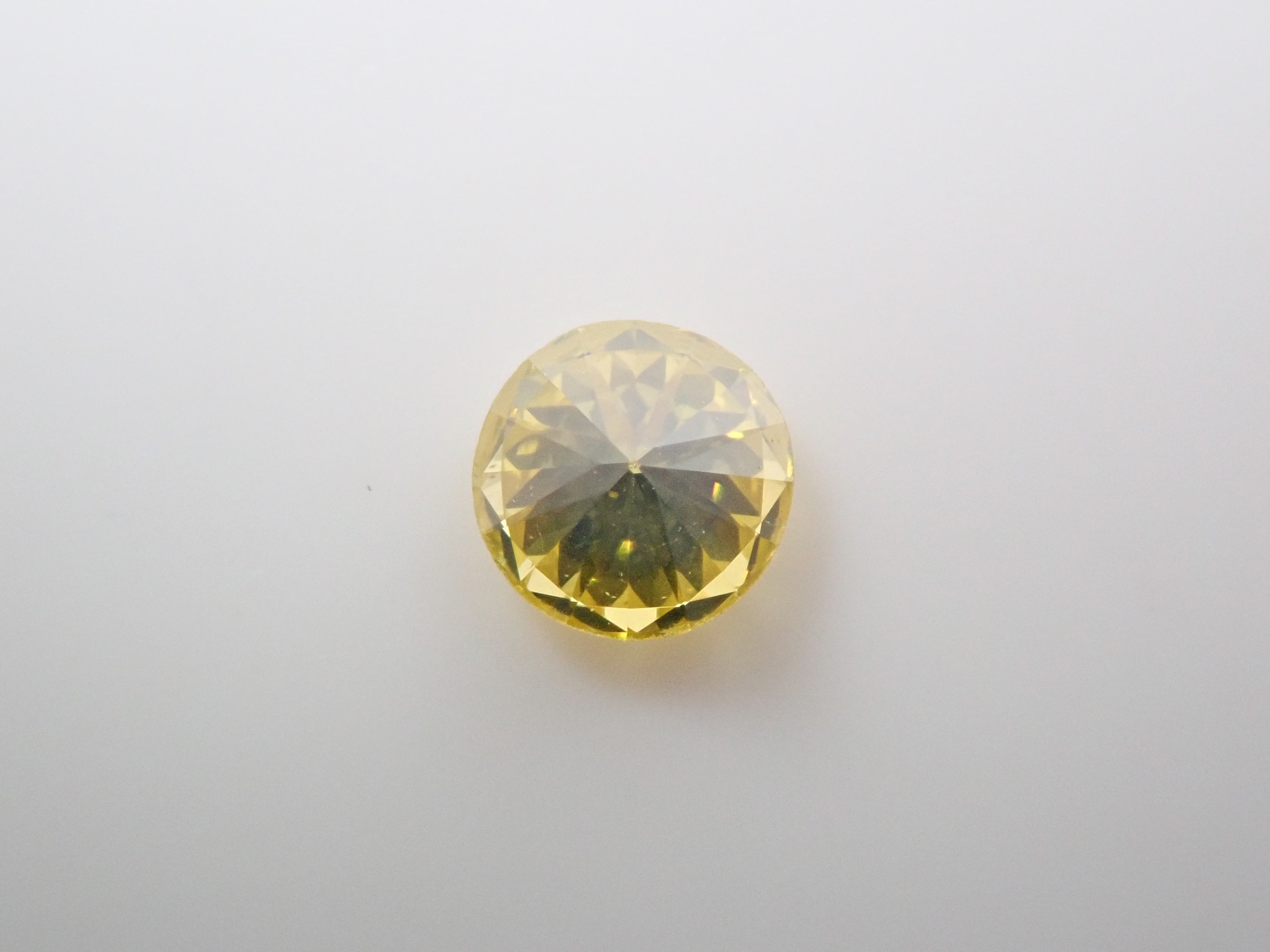 イエローダイヤモンド（トリートメント） 0.089ctルース(FANCY INTENSE GREENISH YELLOW*, VS2)