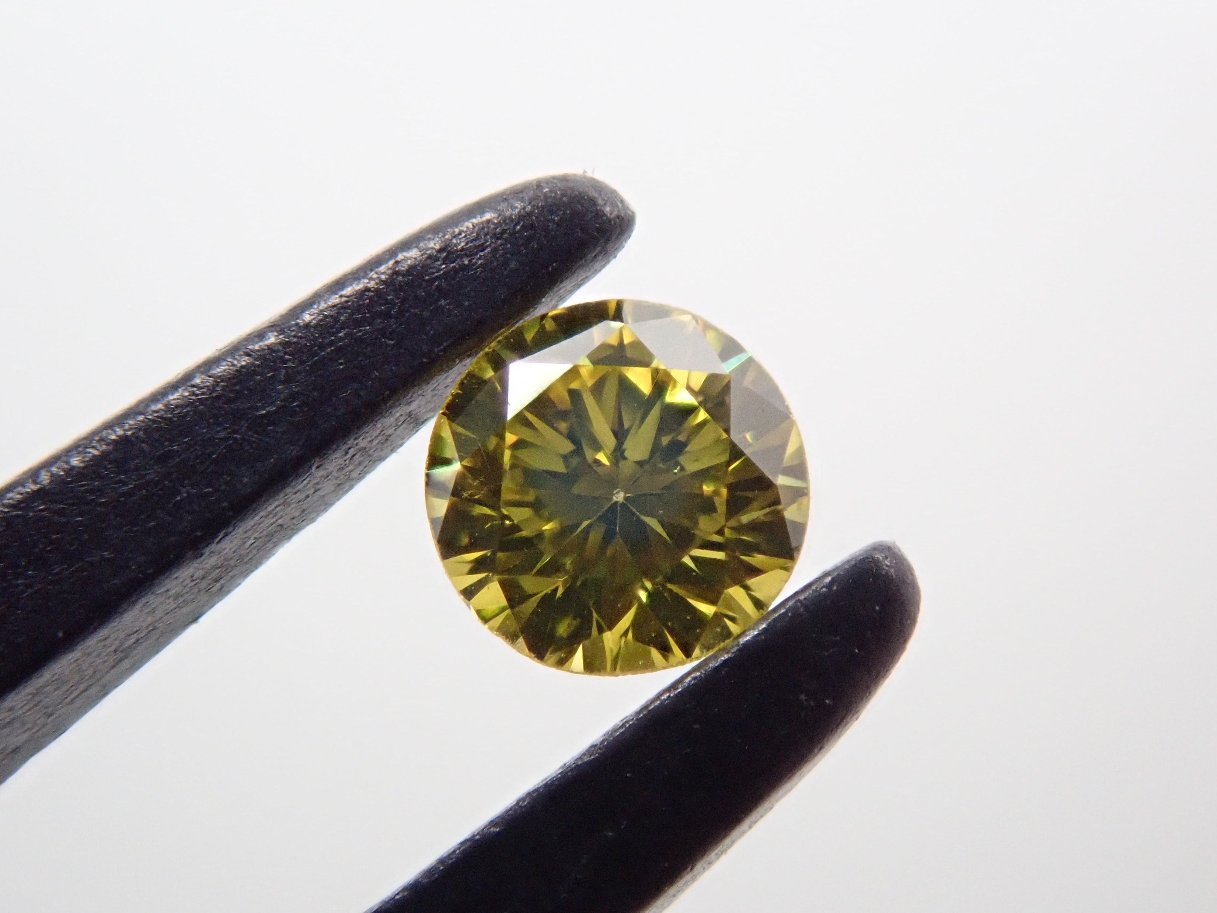 イエローダイヤモンド（トリートメント） 0.089ctルース(FANCY INTENSE GREENISH YELLOW*, VS2)