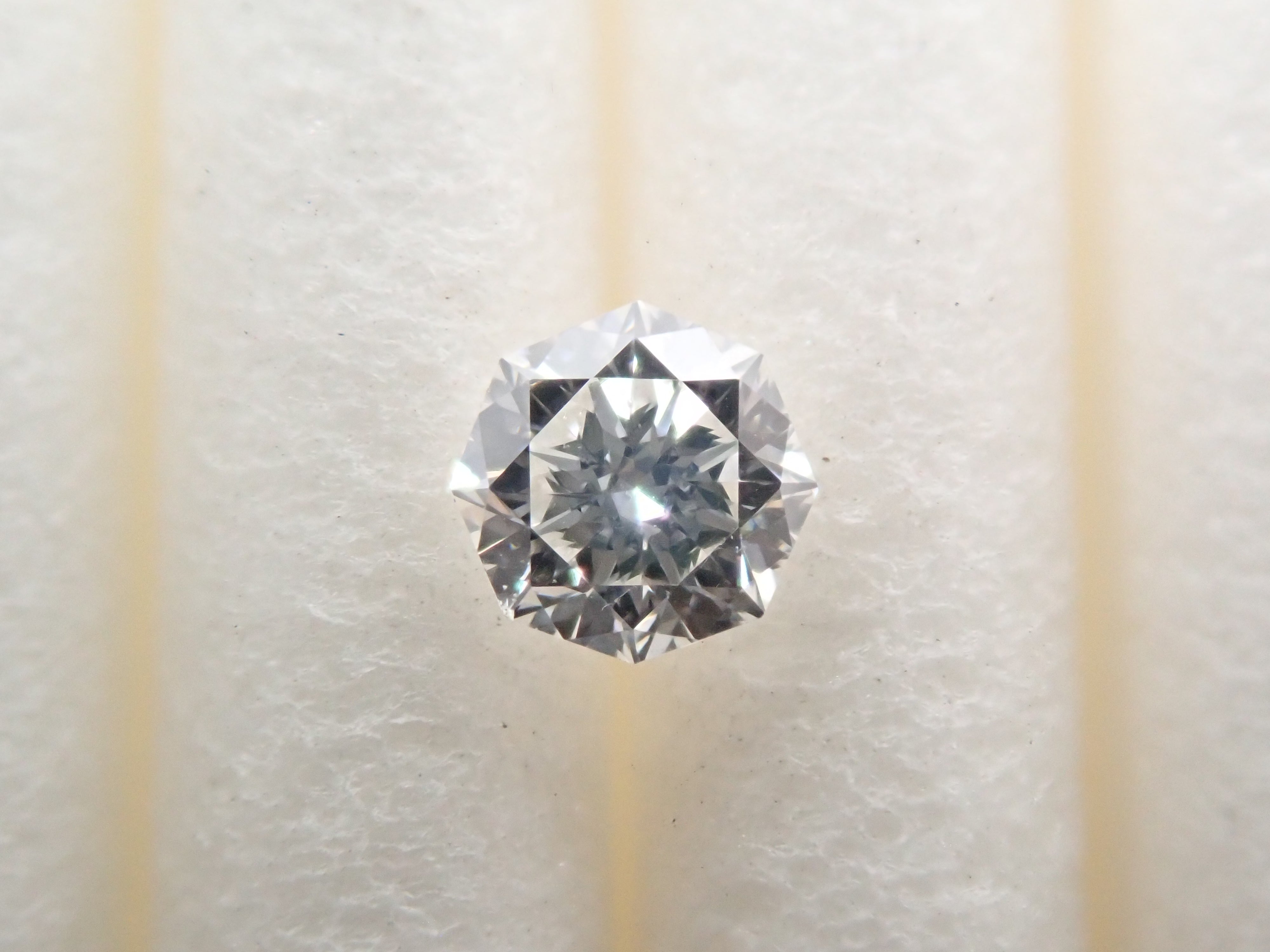 Diamond 0.126ct loose (F, VS2, octagonal cut)