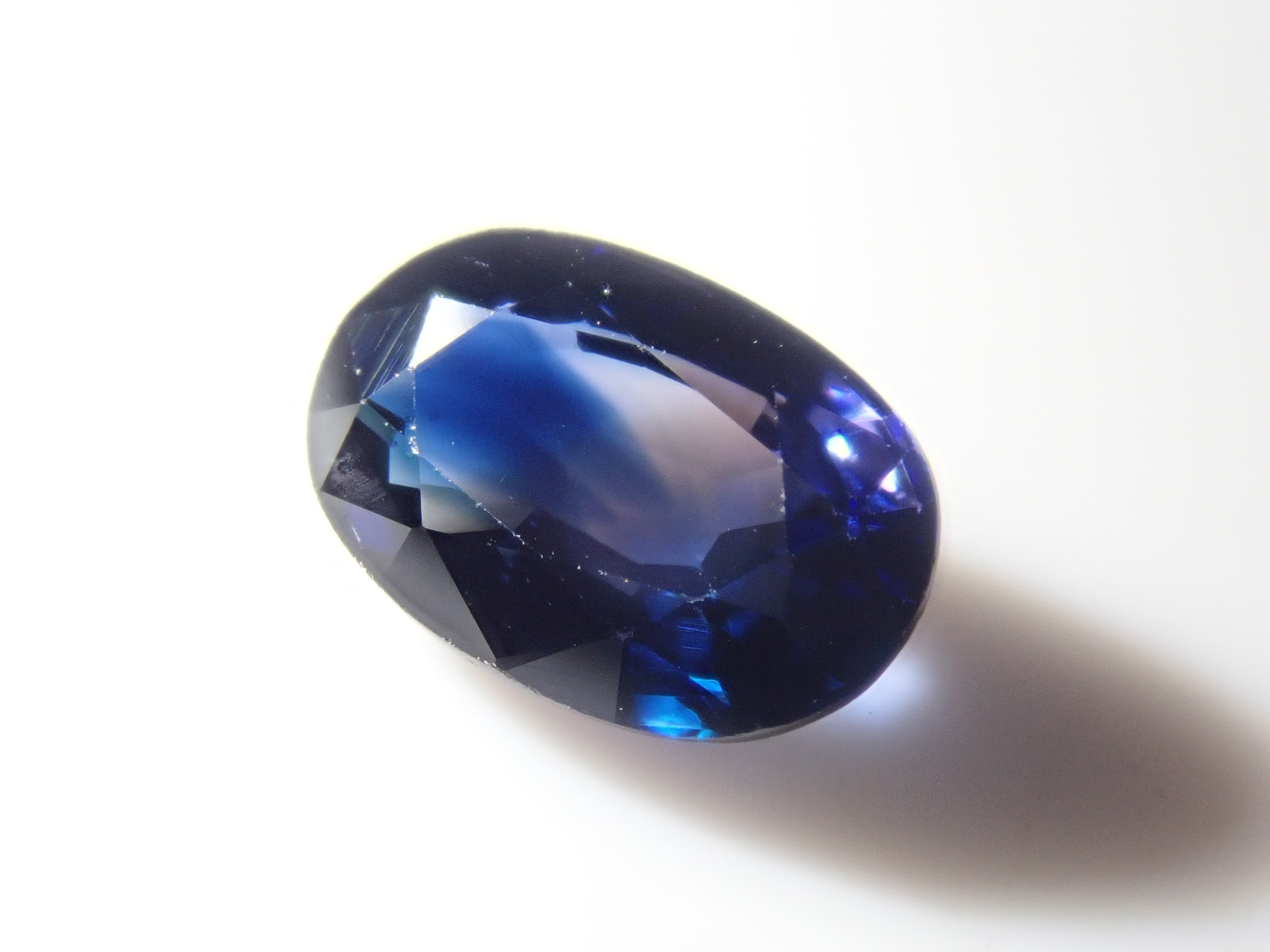 [12544901 published] Bicolor sapphire 1.000ct loose