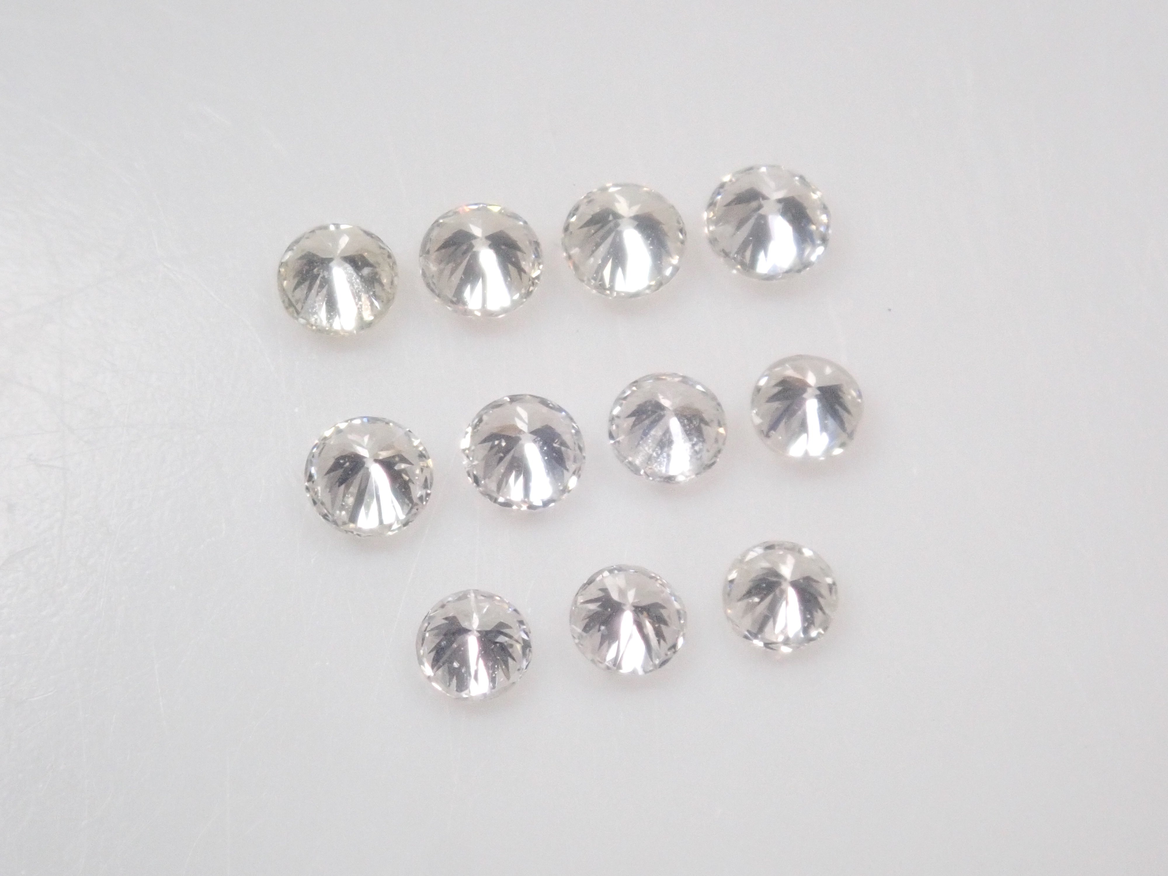 【11/24 22時販売】《限定12石》VS相当蛍光ダイヤモンドガチャ・ミニスライスダイヤモンドのおまけ付《複数購入割引有》