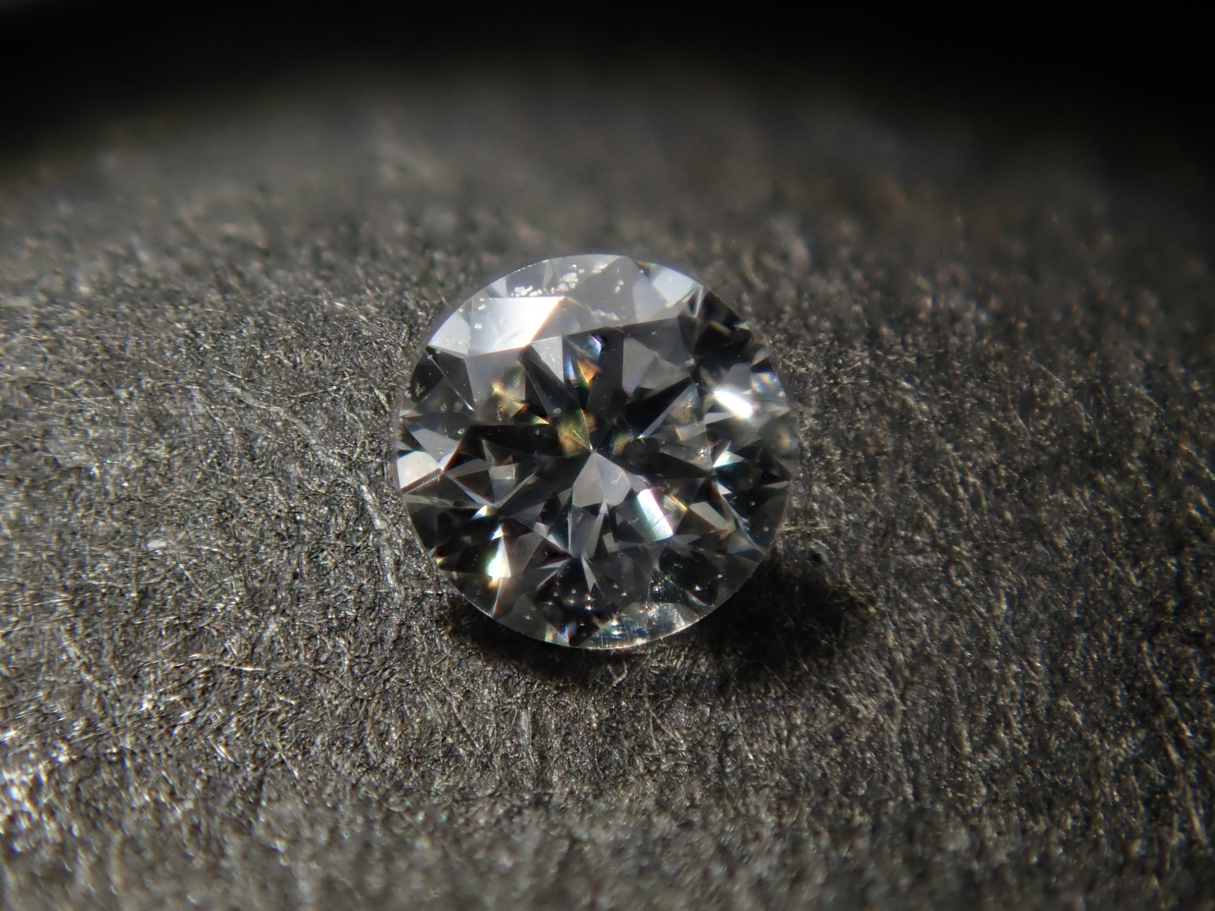 【11/24 22時販売】《限定12石》VS相当蛍光ダイヤモンドガチャ・ミニスライスダイヤモンドのおまけ付《複数購入割引有》