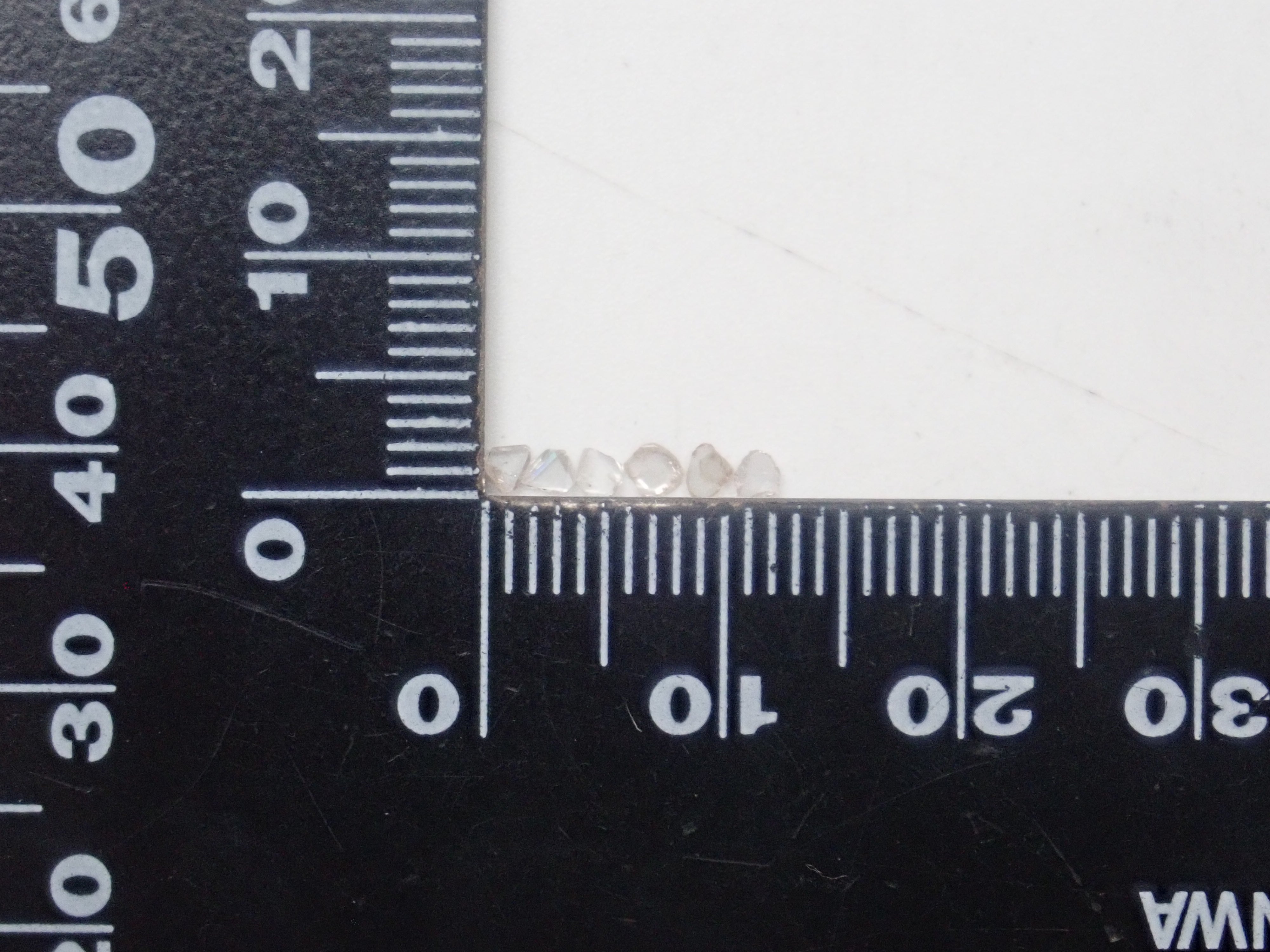 【11/24 22時販売】《限定12石》VS相当蛍光ダイヤモンドガチャ・ミニスライスダイヤモンドのおまけ付《複数購入割引有》