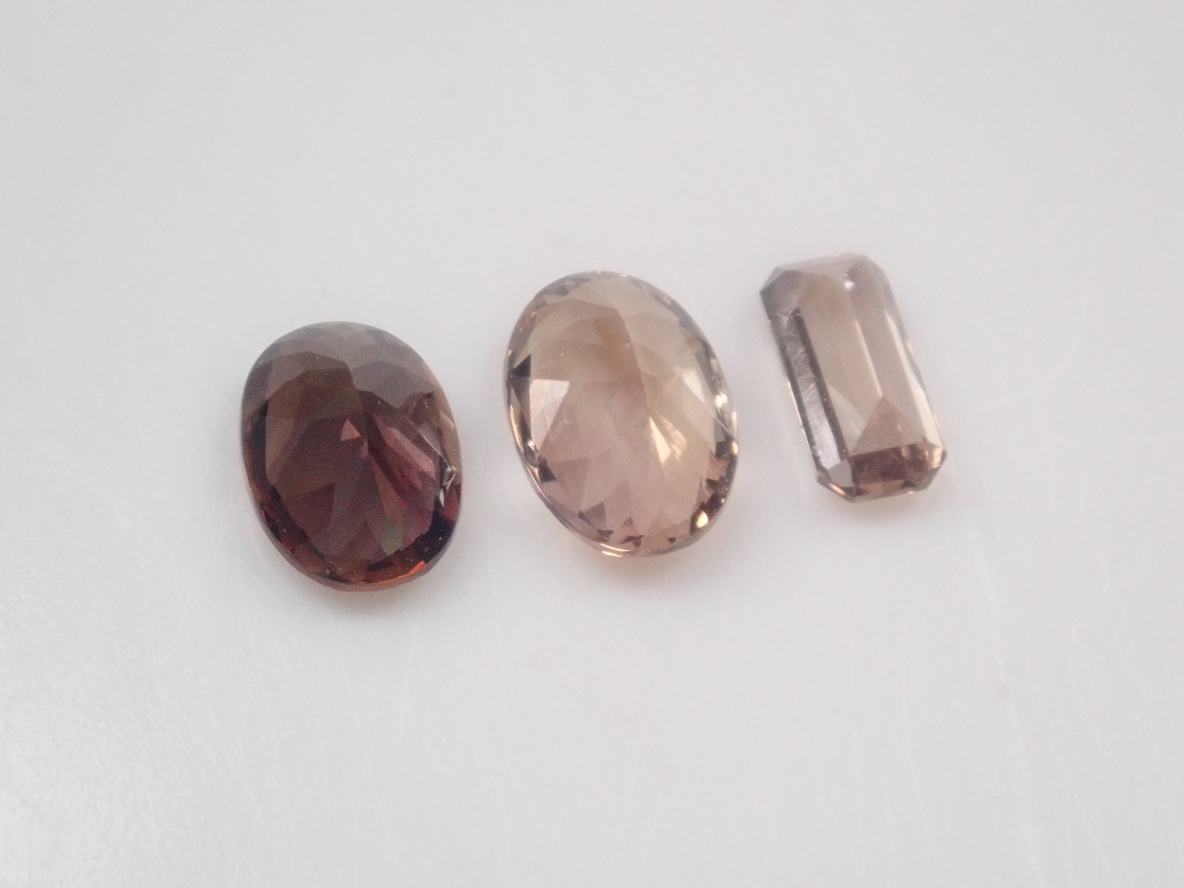 【11/30 22時販売】《限定14石》レアストーンガチャ💎辰砂（シンシャ）・ブラジル産パライバトルマリン0.21ct・レッドベリル・ベニトアイト・アキシナイト《複数購入割引有》