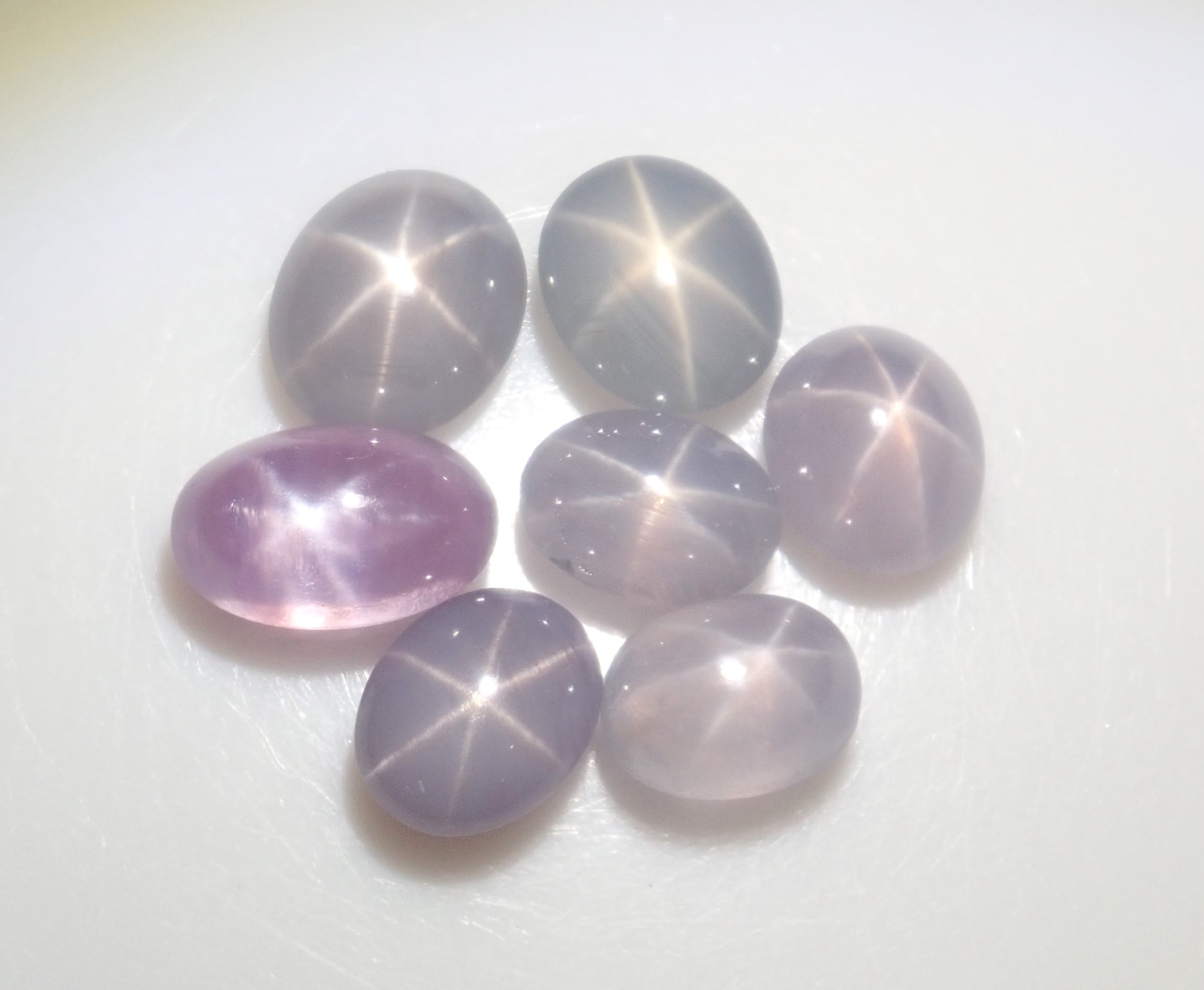 【11/23 22時販売】《限定7石》スリランカ産スターサファイア1石ルース《複数購入割引有》