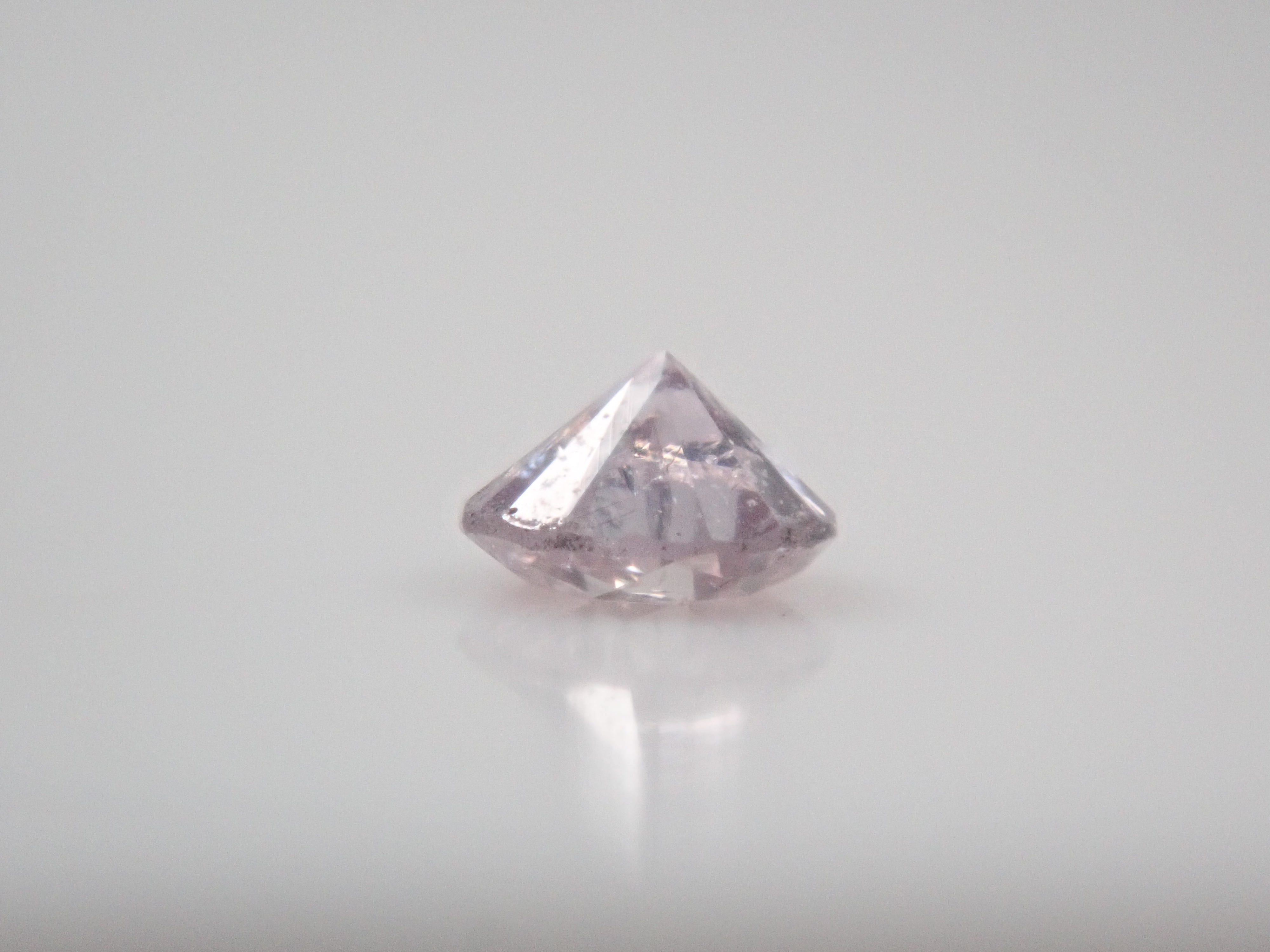 【11/29 22時販売】《限定20石》通常13万円のFANCY INTENSEのピンクダイヤモンド0.086ctを含むダイヤガチャ💎VSクラス相当のアイスブルーダイヤモンドな《複数購入割引有》