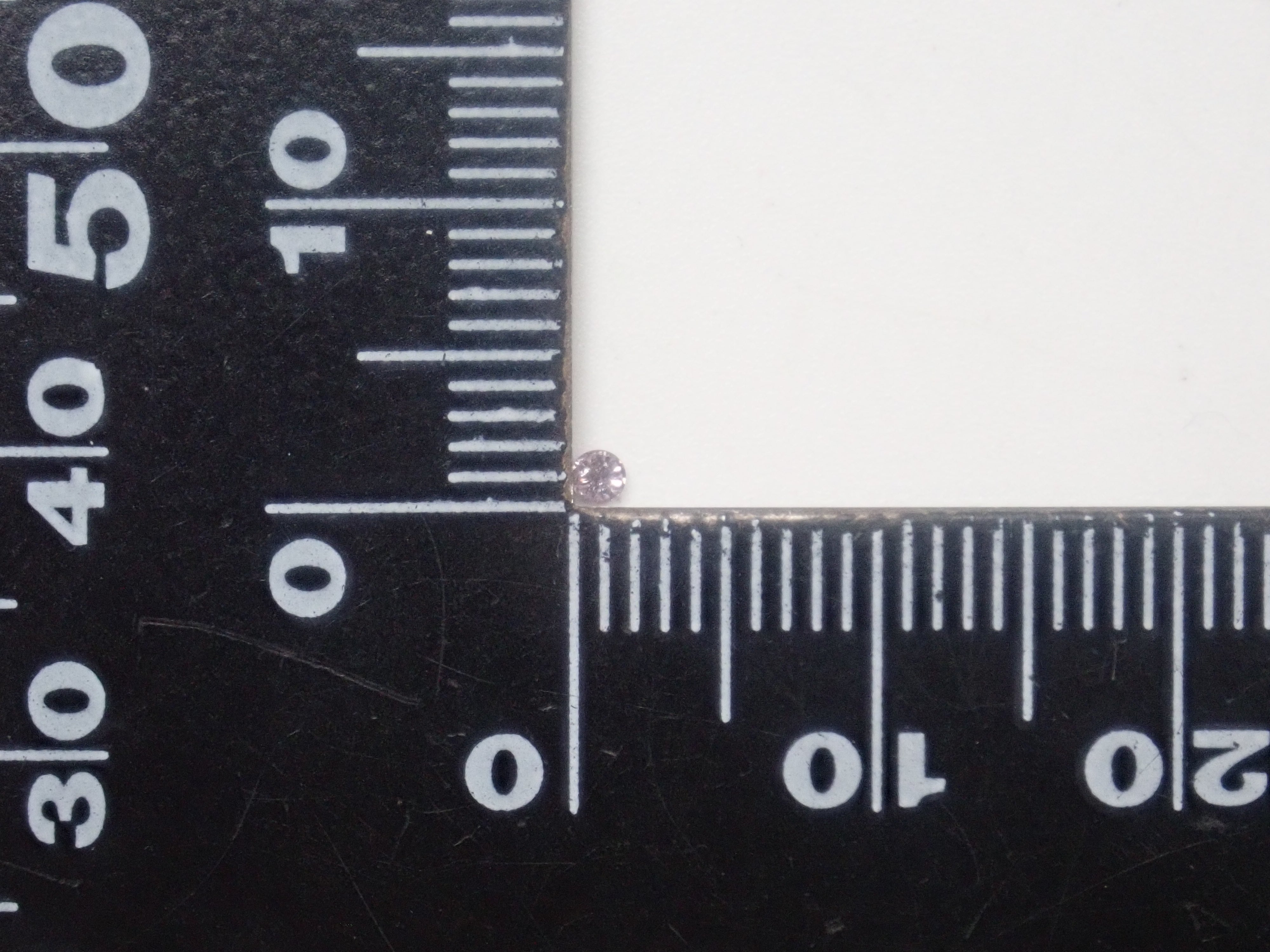 【11/29 22時販売】《限定20石》通常13万円のFANCY INTENSEのピンクダイヤモンド0.086ctを含むダイヤガチャ💎VSクラス相当のアイスブルーダイヤモンドな《複数購入割引有》