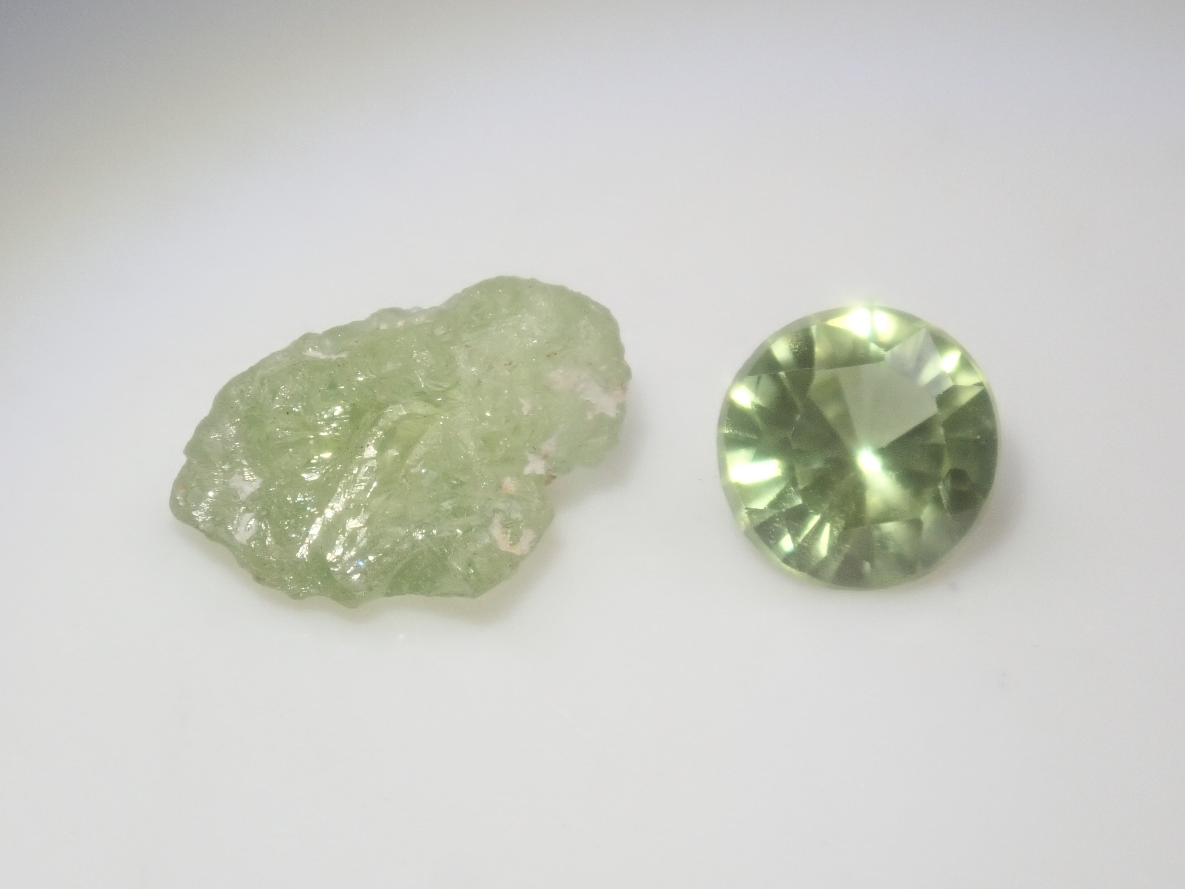 【12/6 22時販売】《数量限定》何が届くかお楽しみ！原石＆ルース2石セットガチャ〈レアストーンあり〉《複数購入割引有》　