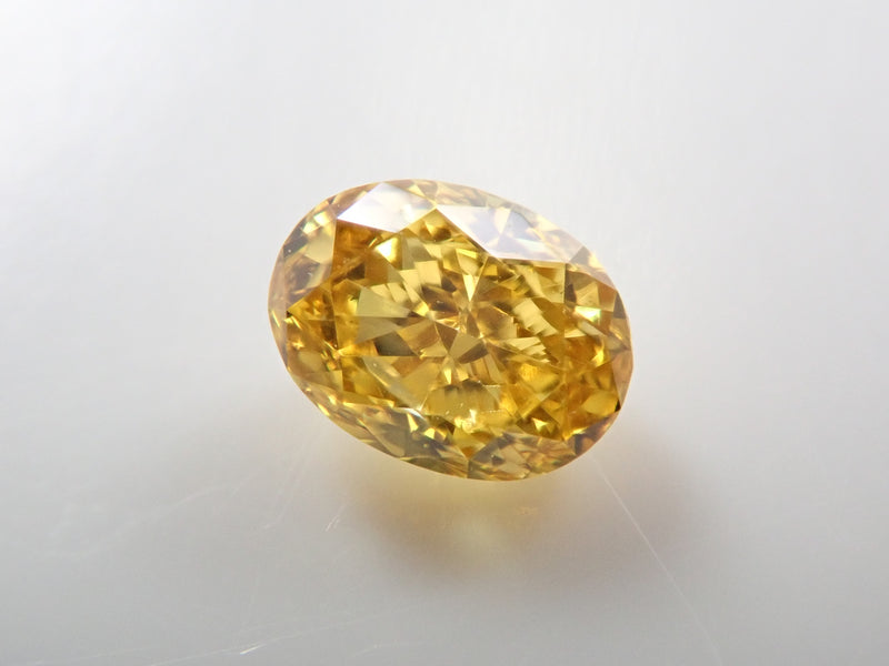 イエローダイヤモンド 0.155ctルース(FANCY VIVID ORANGY YELLOW, VS1