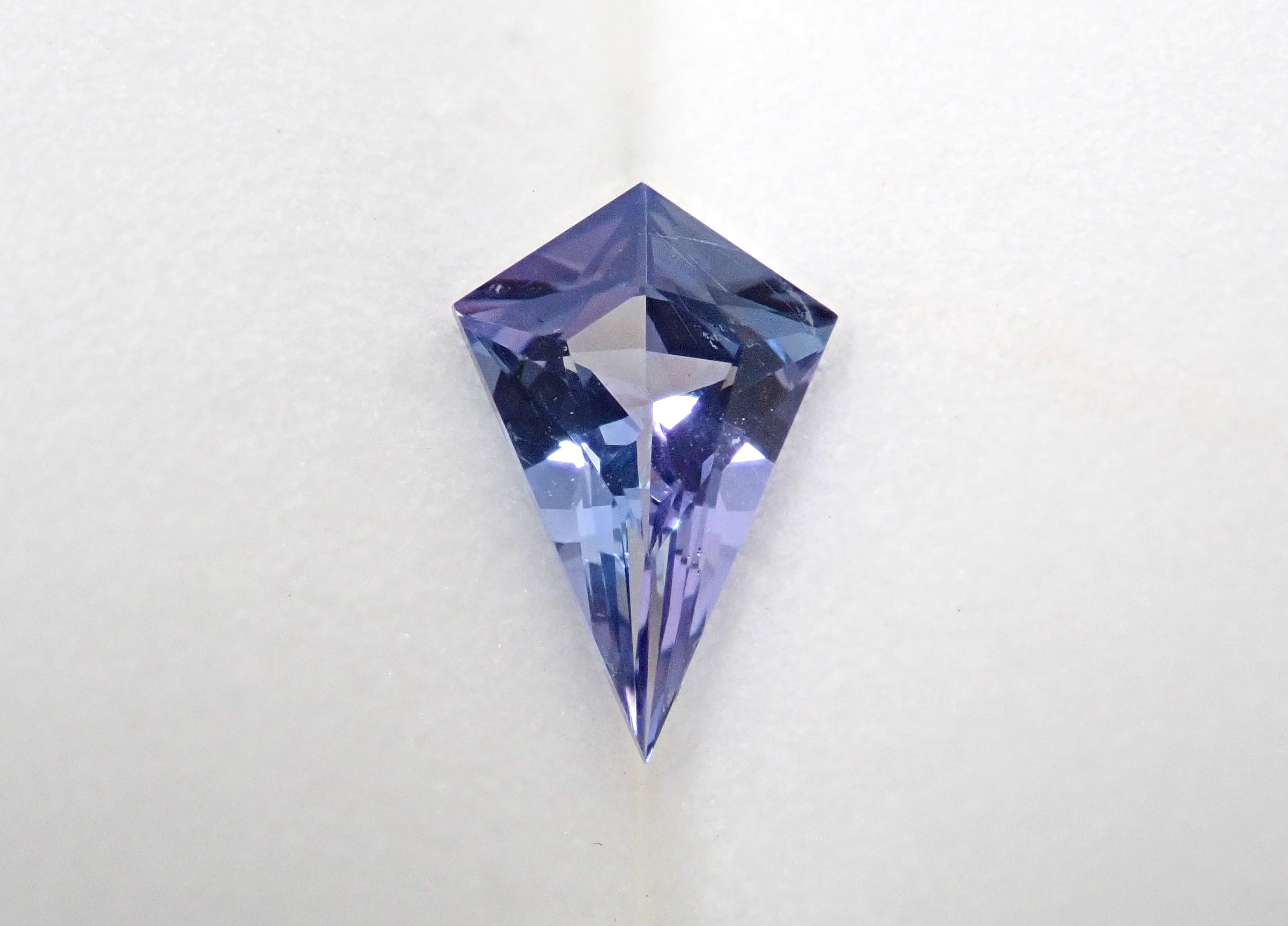 [Mr. Sanjay] Bicolor tanzanite 0.543ct loose