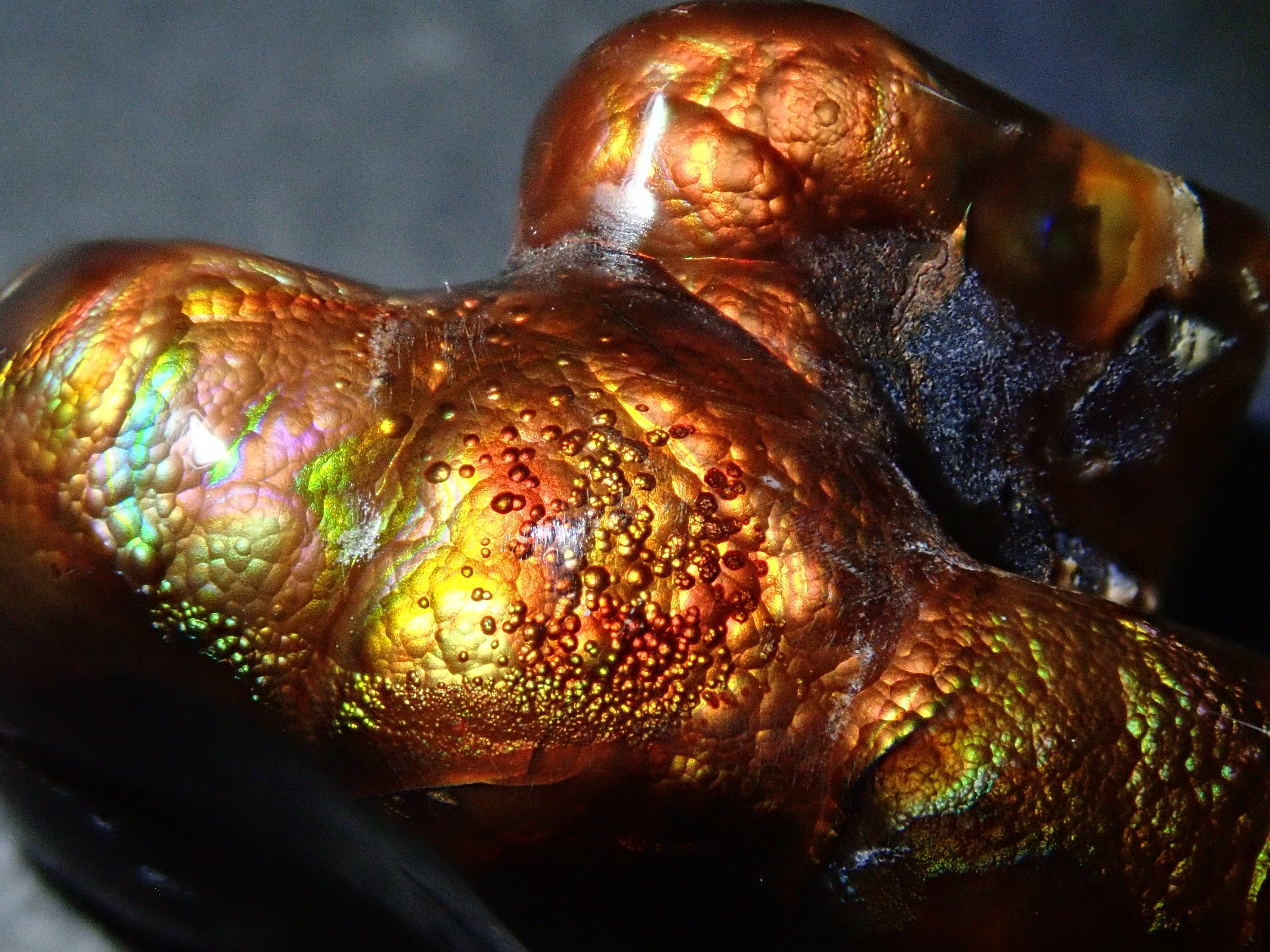 メキシコ産ファイアーアゲート 17.936ctルース