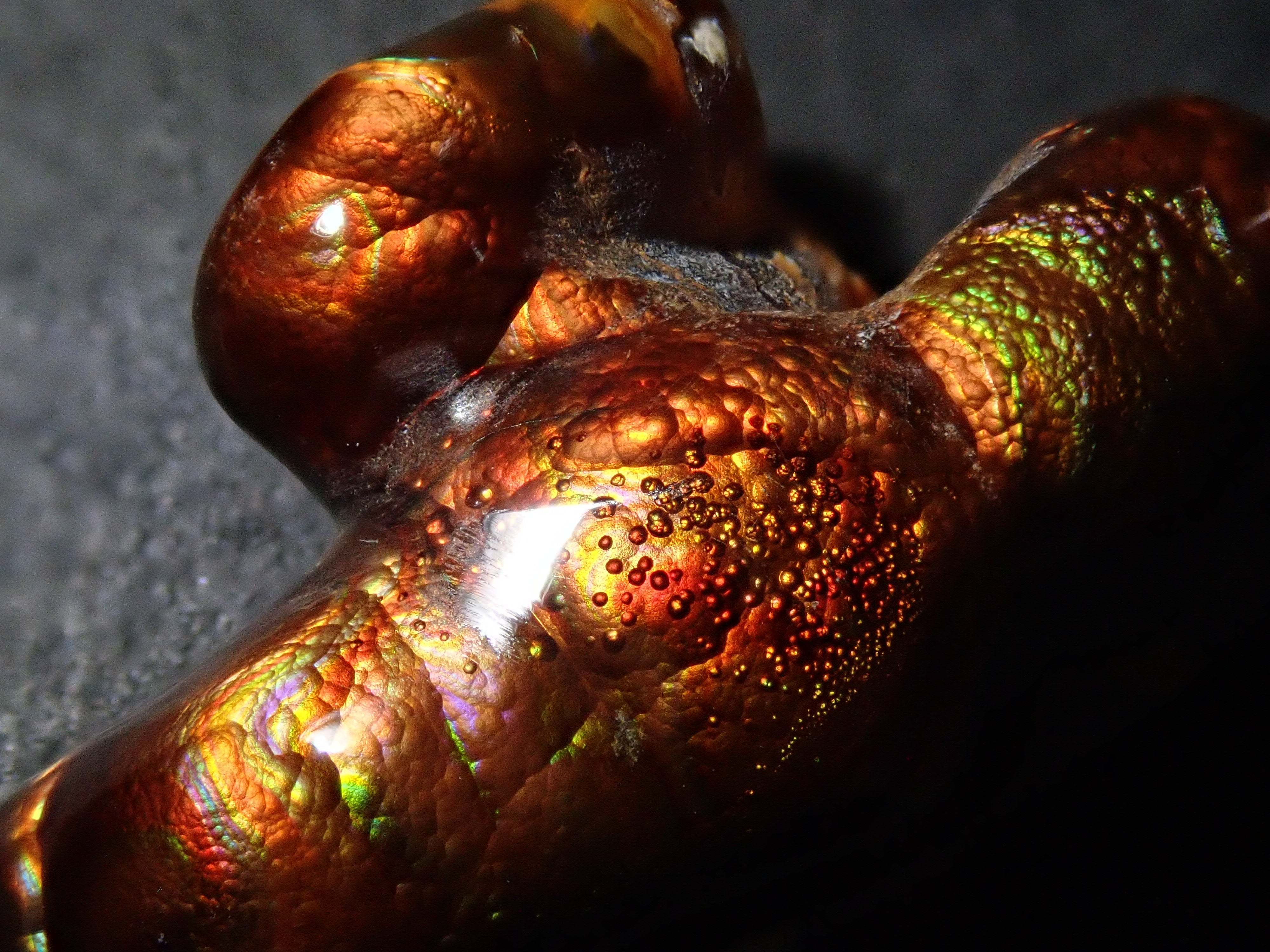 メキシコ産ファイアーアゲート 17.936ctルース