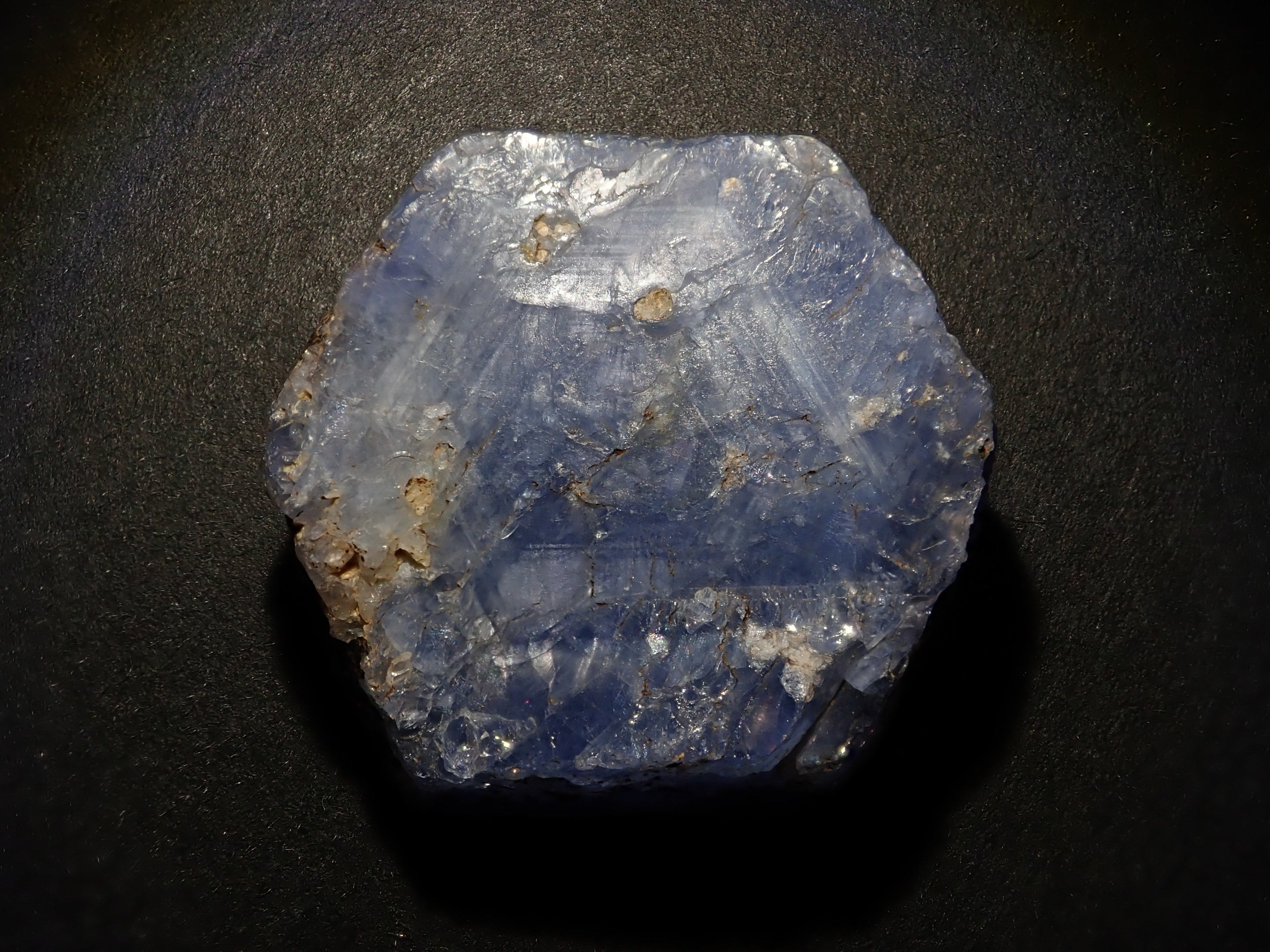 [12/6 22:00] Sri Lankan Blue Sapphire 109.529ct Rough Stone