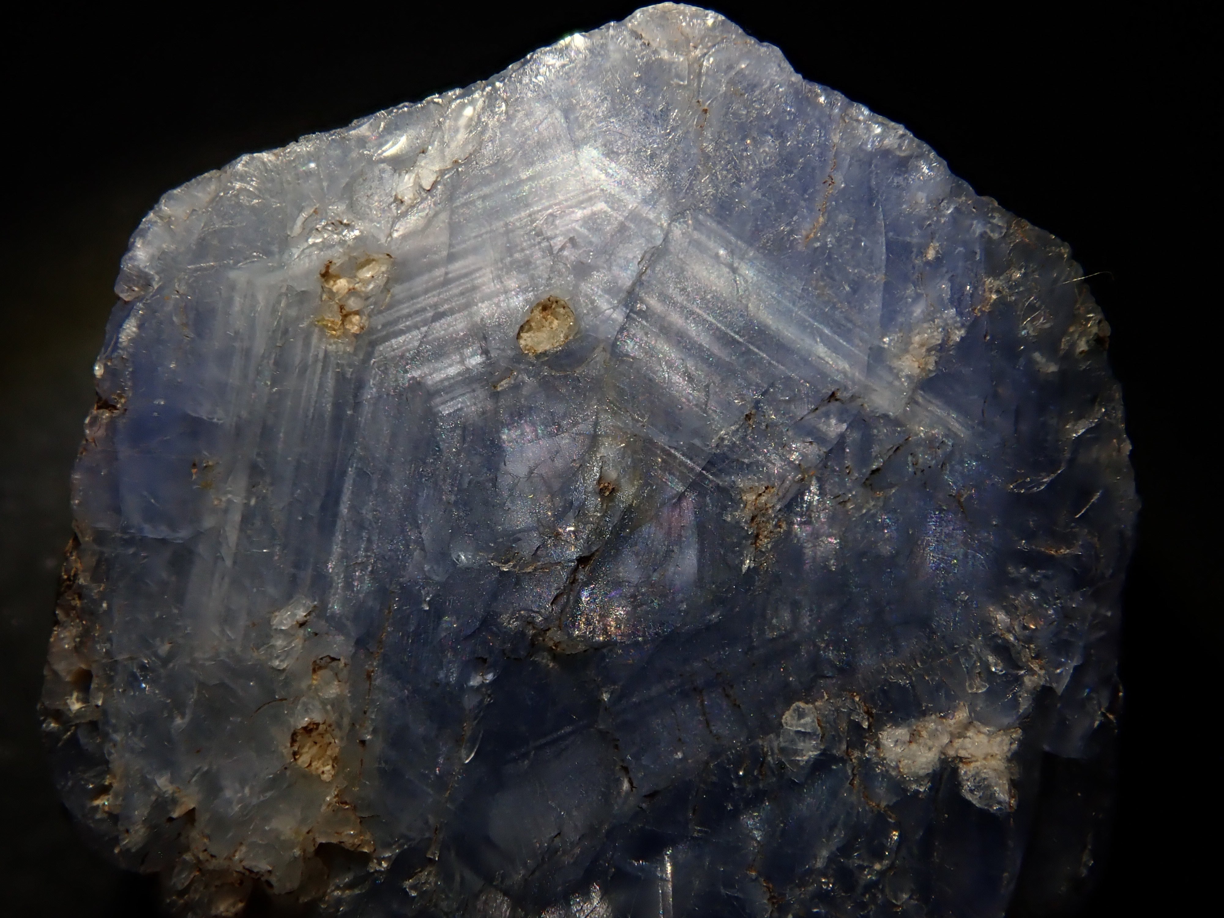 [12/6 22:00] Sri Lankan Blue Sapphire 109.529ct Rough Stone