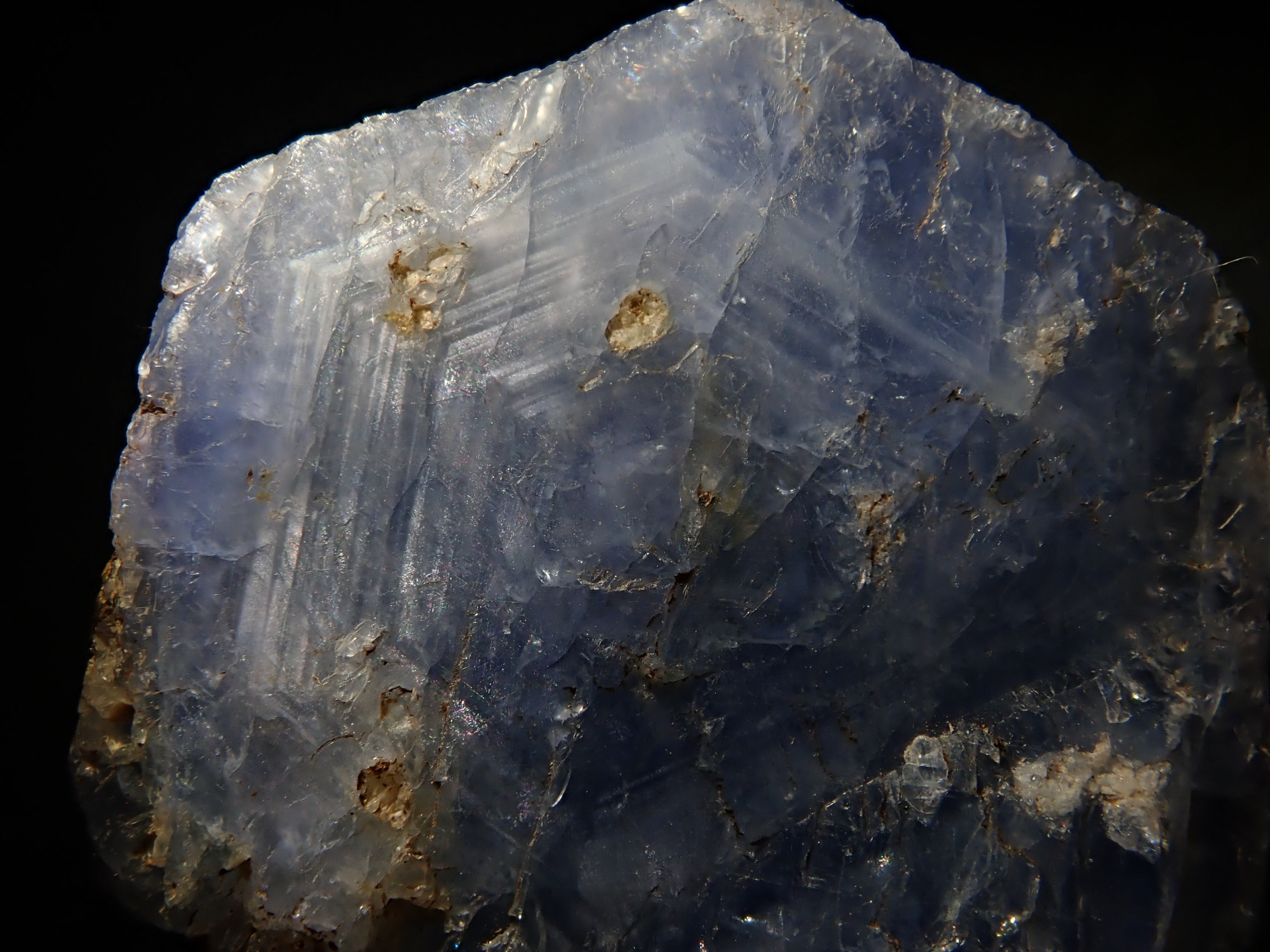 [12/6 22:00] Sri Lankan Blue Sapphire 109.529ct Rough Stone