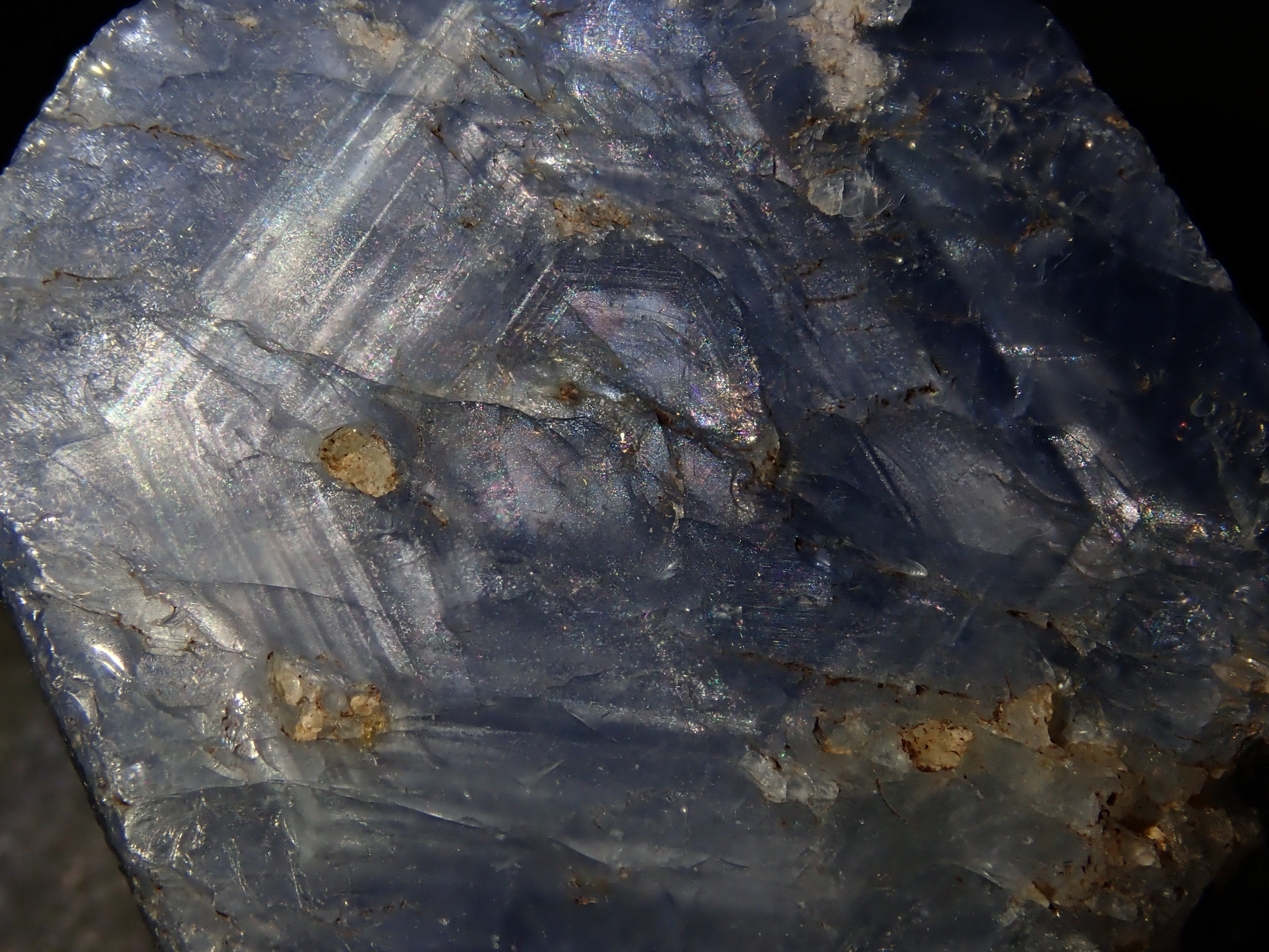 [12/6 22:00] Sri Lankan Blue Sapphire 109.529ct Rough Stone