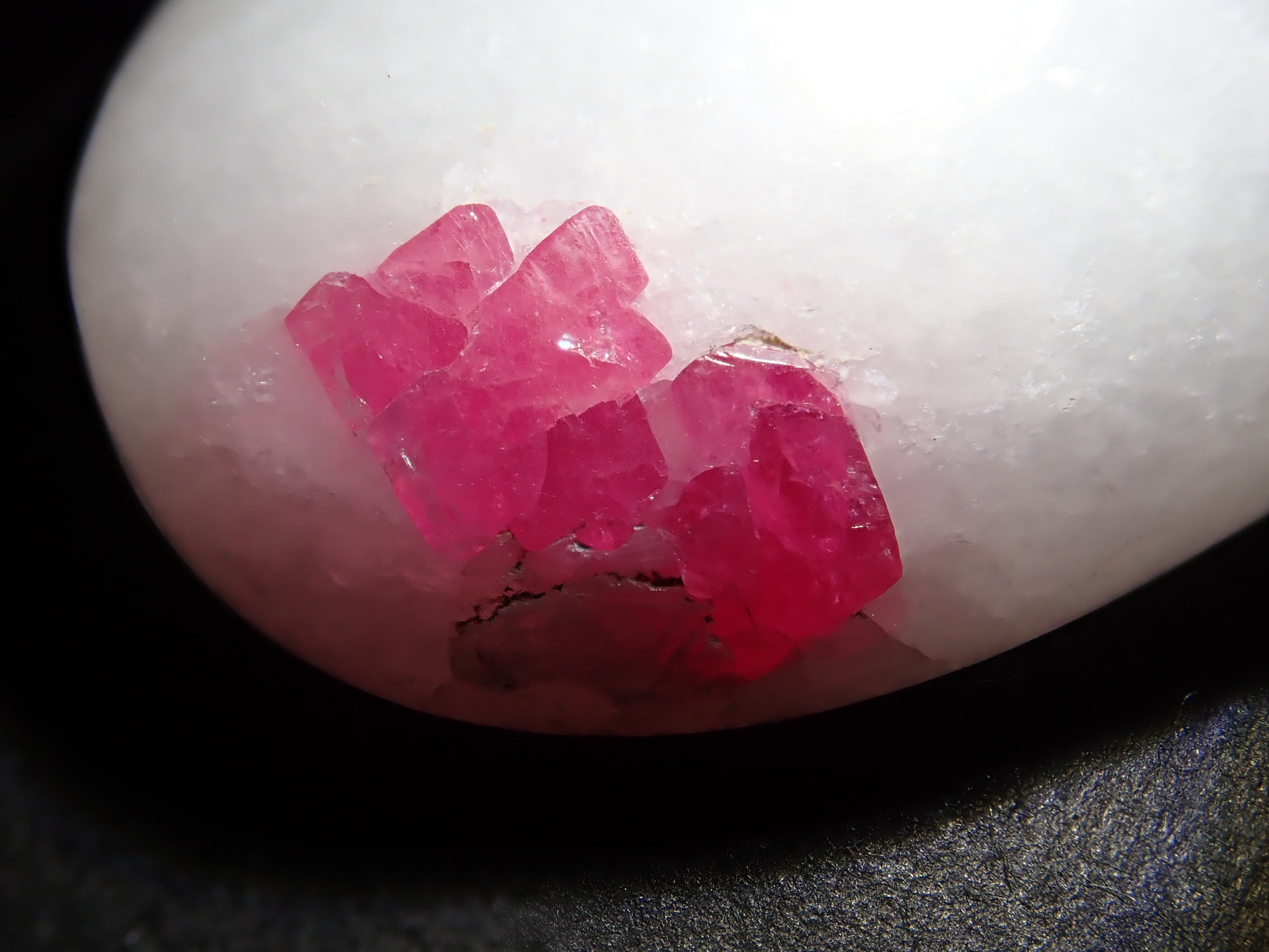 [12/6 22:00] Myanmar Spinel in Marble 61.204ct Loose Stone