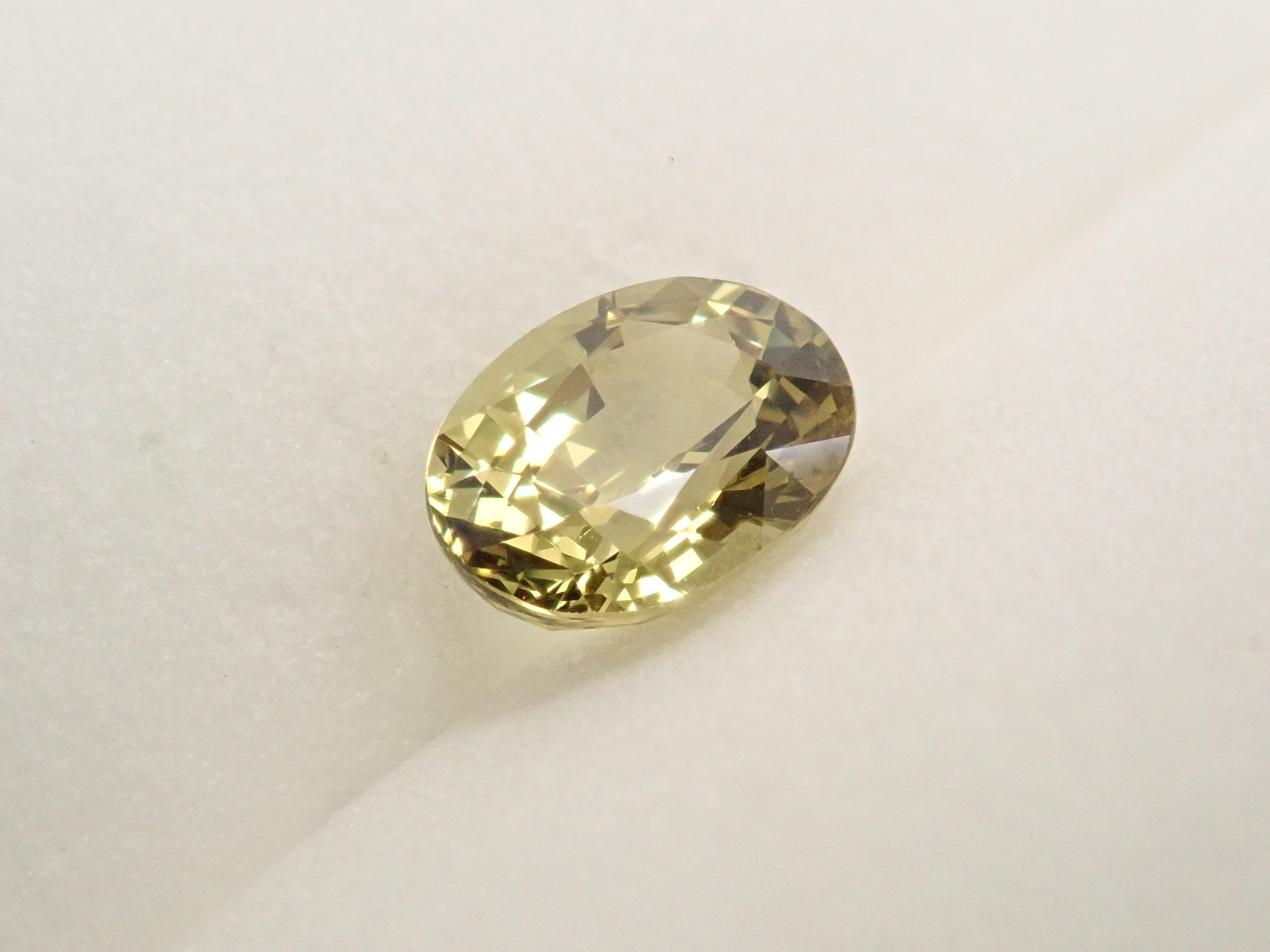 【12/12 22時販売】マリ共和国産マリガーネット（グロッシュラー/アンドラダイト・ガーネット） 0.811ctルース 鑑別書