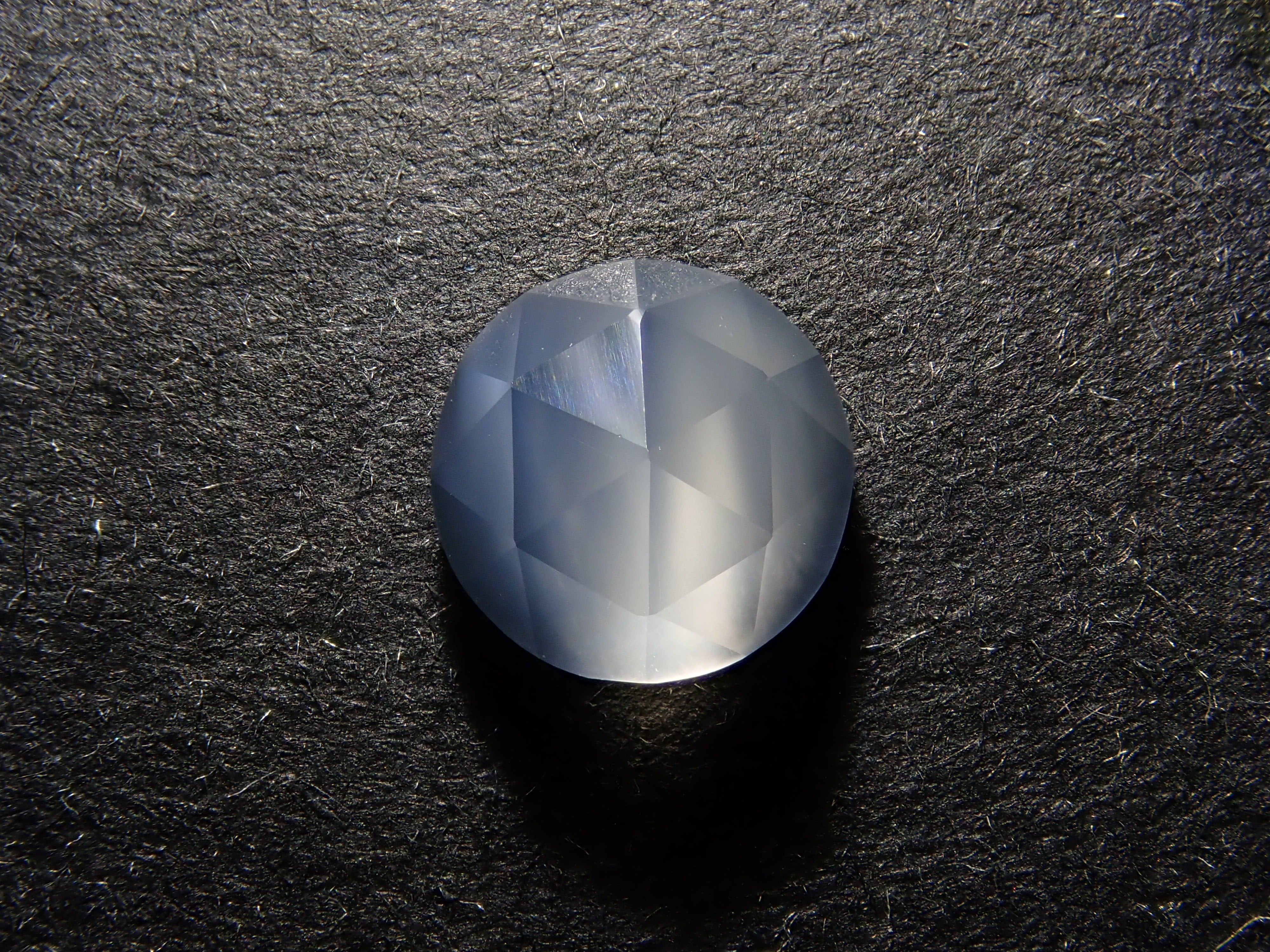 [12/10 22:00 Sale] Indian Moonstone 6.1mm/0.878ct Loose Stone (Rose Cut)