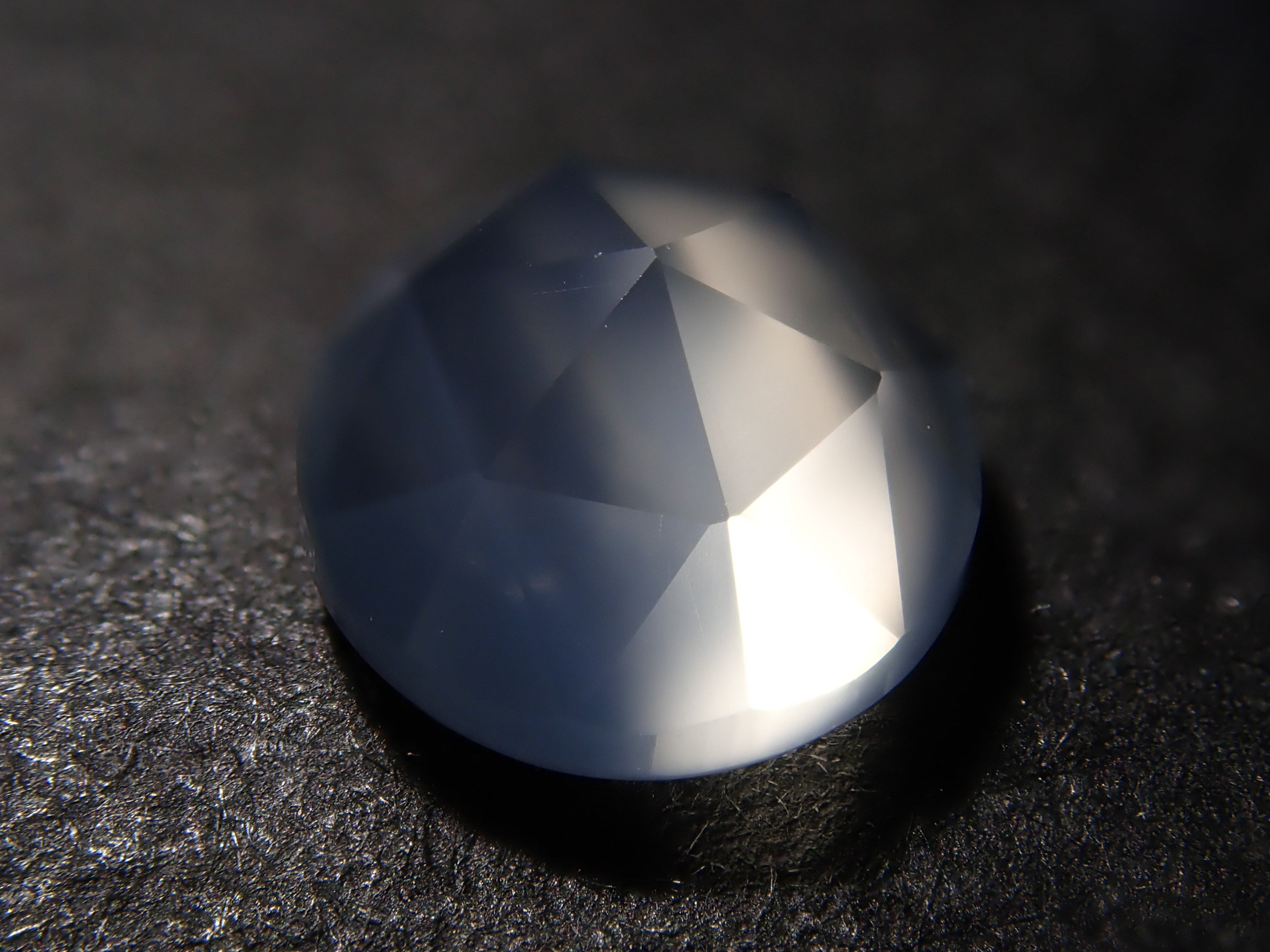 [12/10 22:00 Sale] Indian Moonstone 6.1mm/0.878ct Loose Stone (Rose Cut)