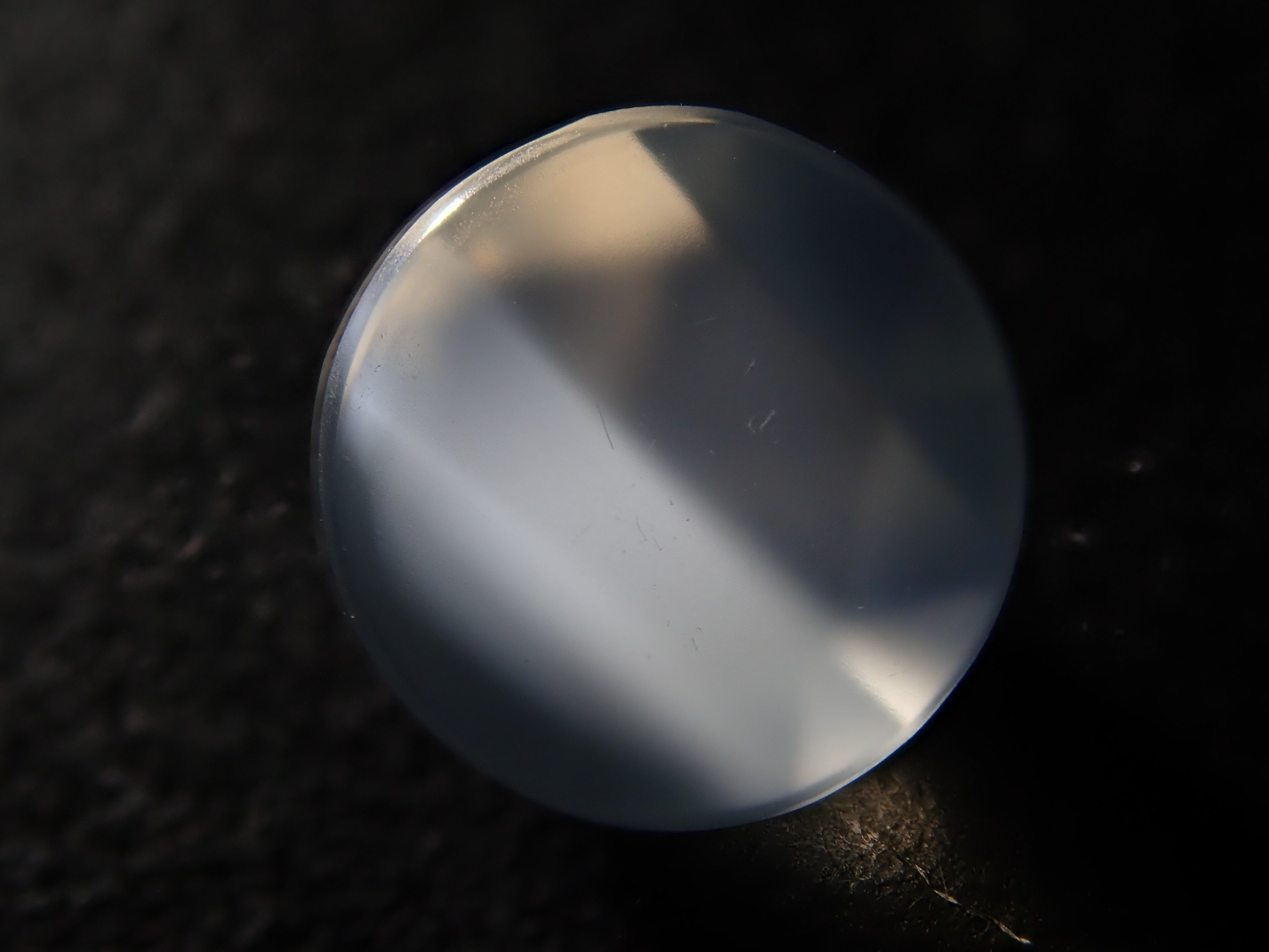 [12/10 22:00 Sale] Indian Moonstone 6.1mm/0.878ct Loose Stone (Rose Cut)