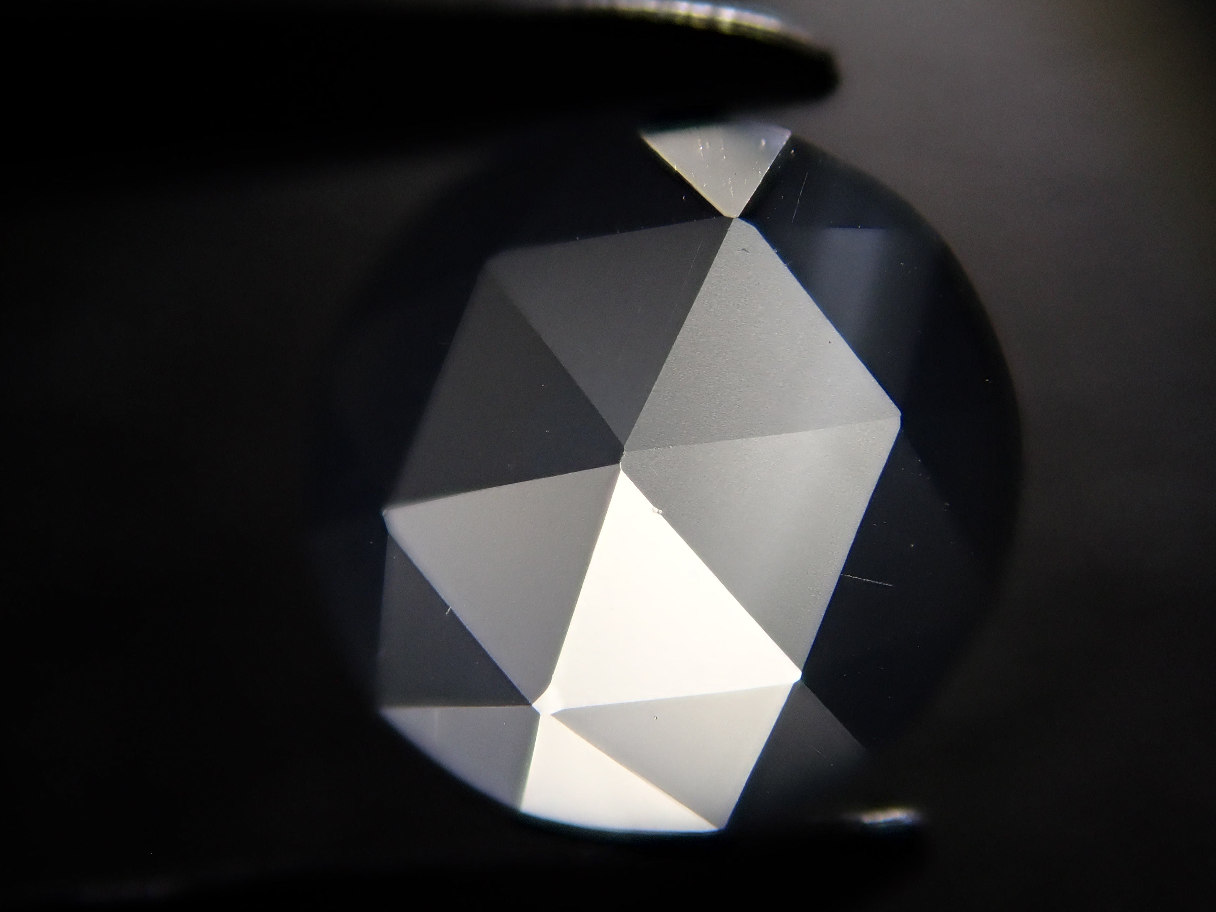 [12/10 22:00 Sale] Indian Moonstone 6.1mm/0.878ct Loose Stone (Rose Cut)