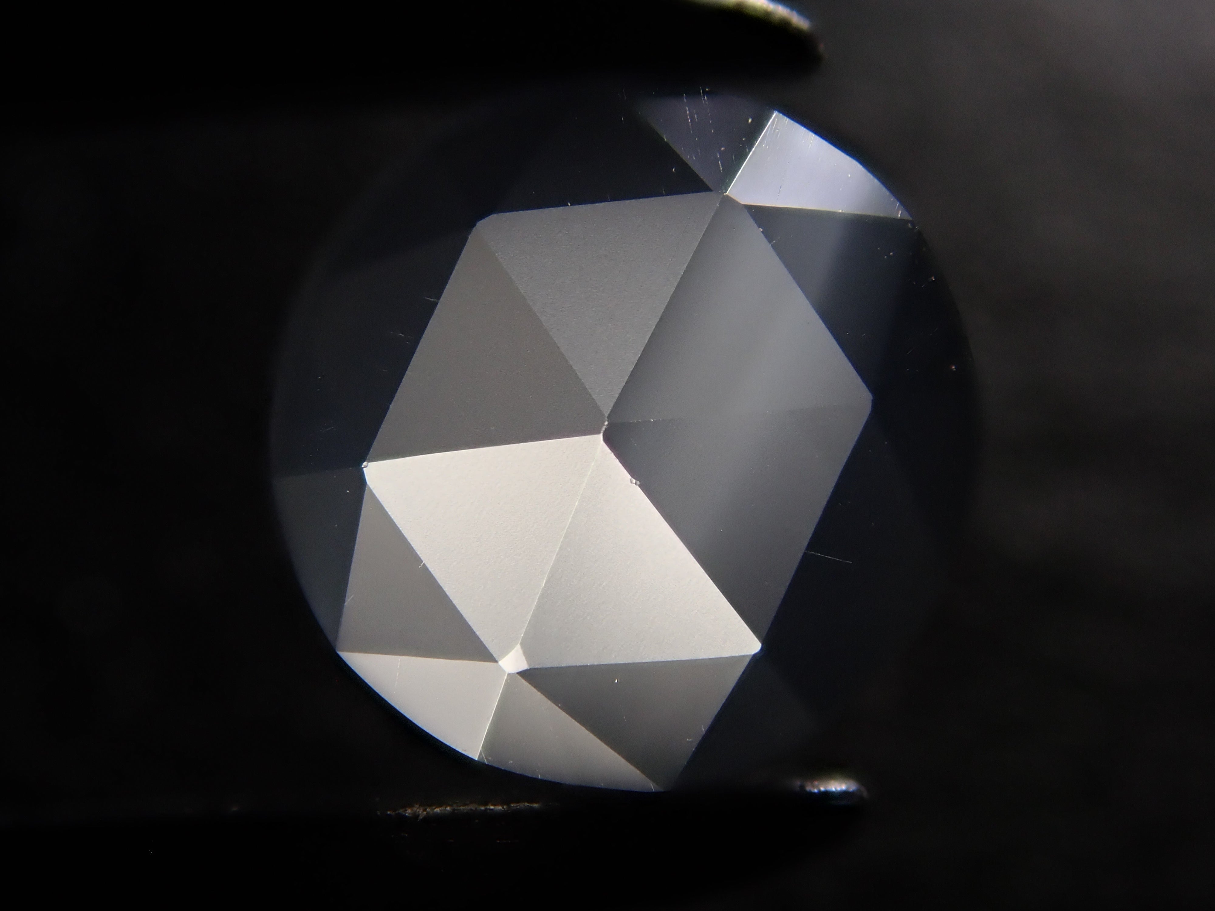 [12/10 22:00 Sale] Indian Moonstone 6.1mm/0.878ct Loose Stone (Rose Cut)