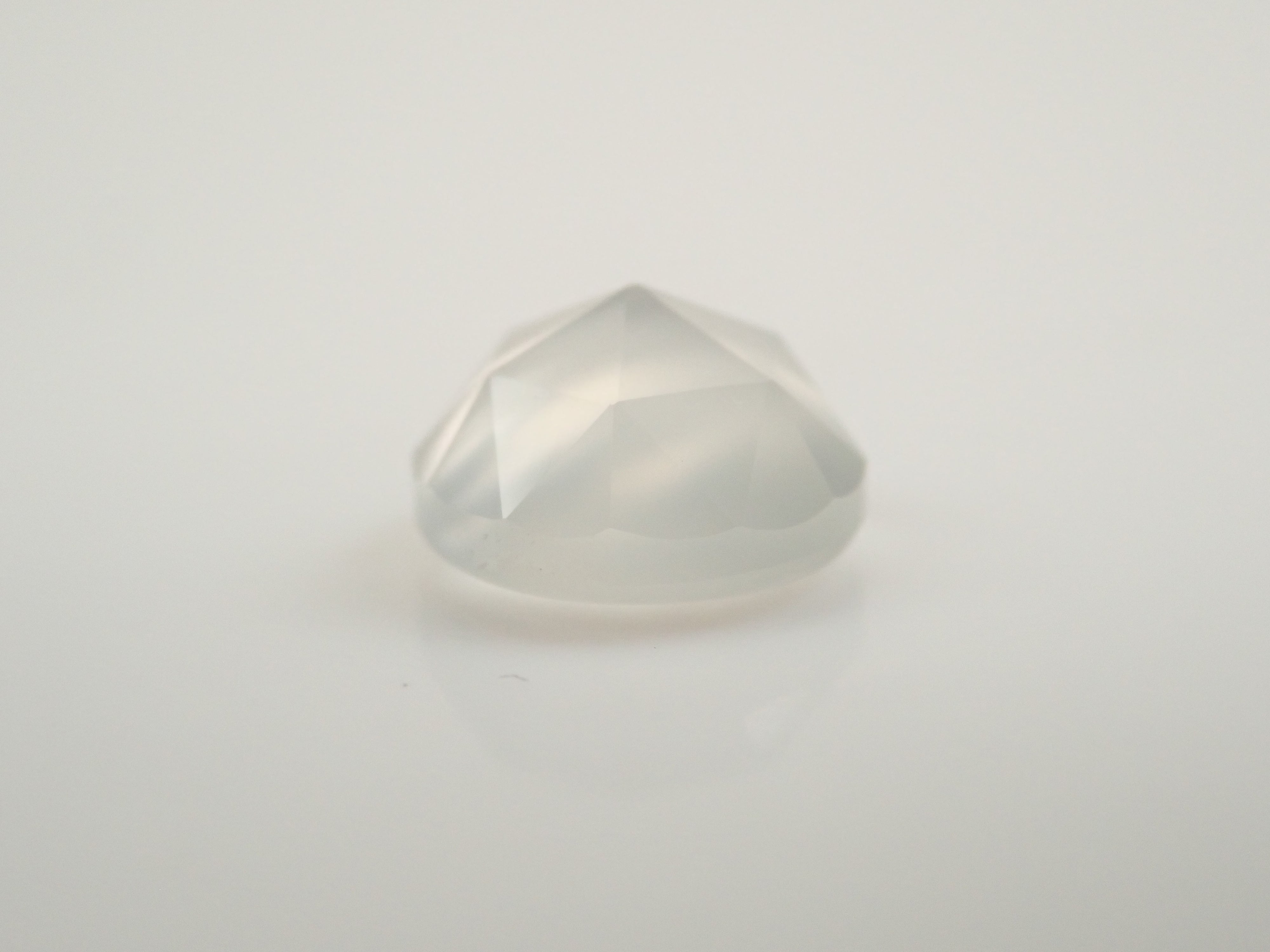 [12/10 22:00 Sale] Indian Moonstone 6.1mm/0.878ct Loose Stone (Rose Cut)