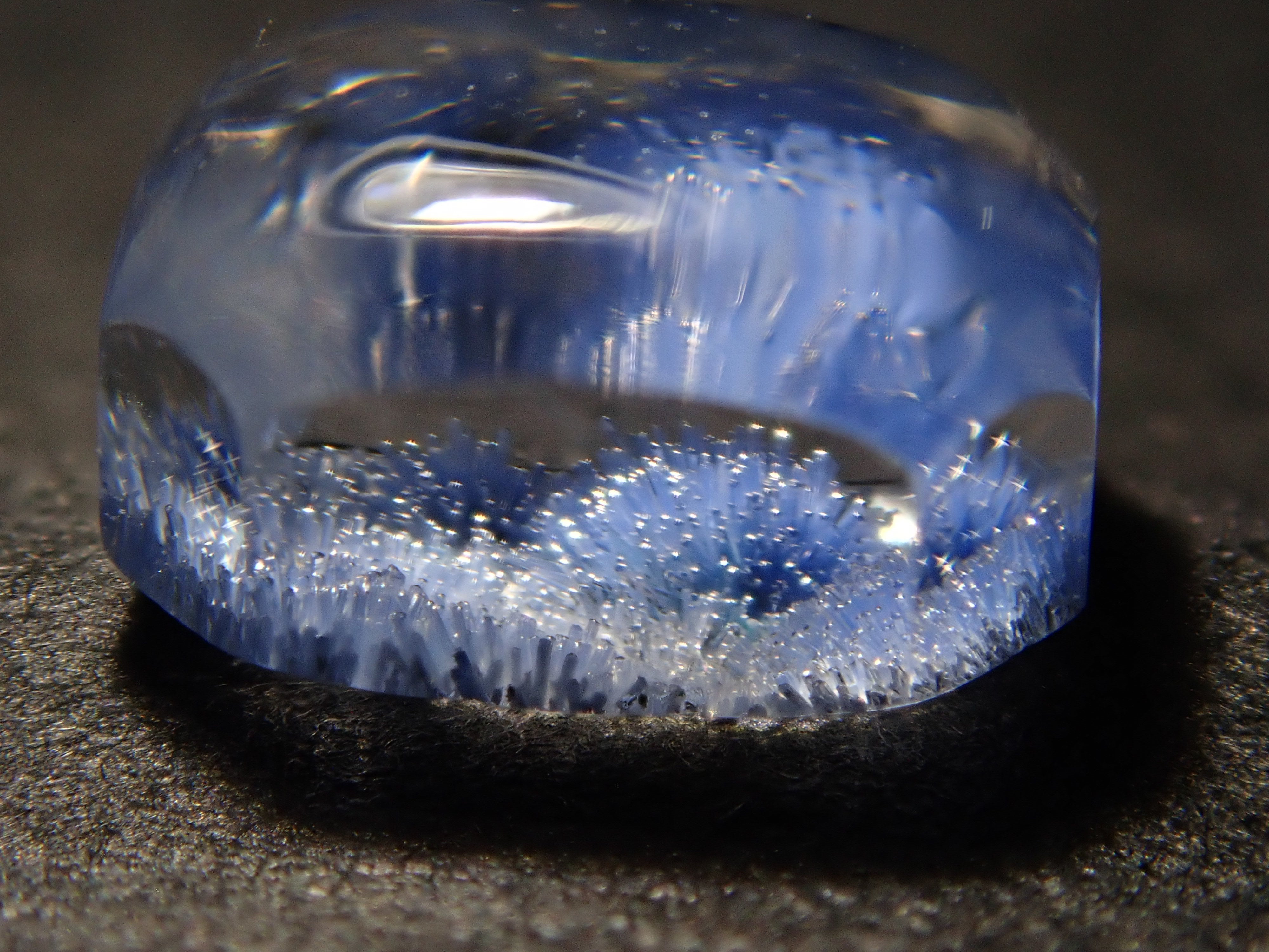 [12557532] Brazilian Dumortierite in Quartz 1.131ct Loose Stone