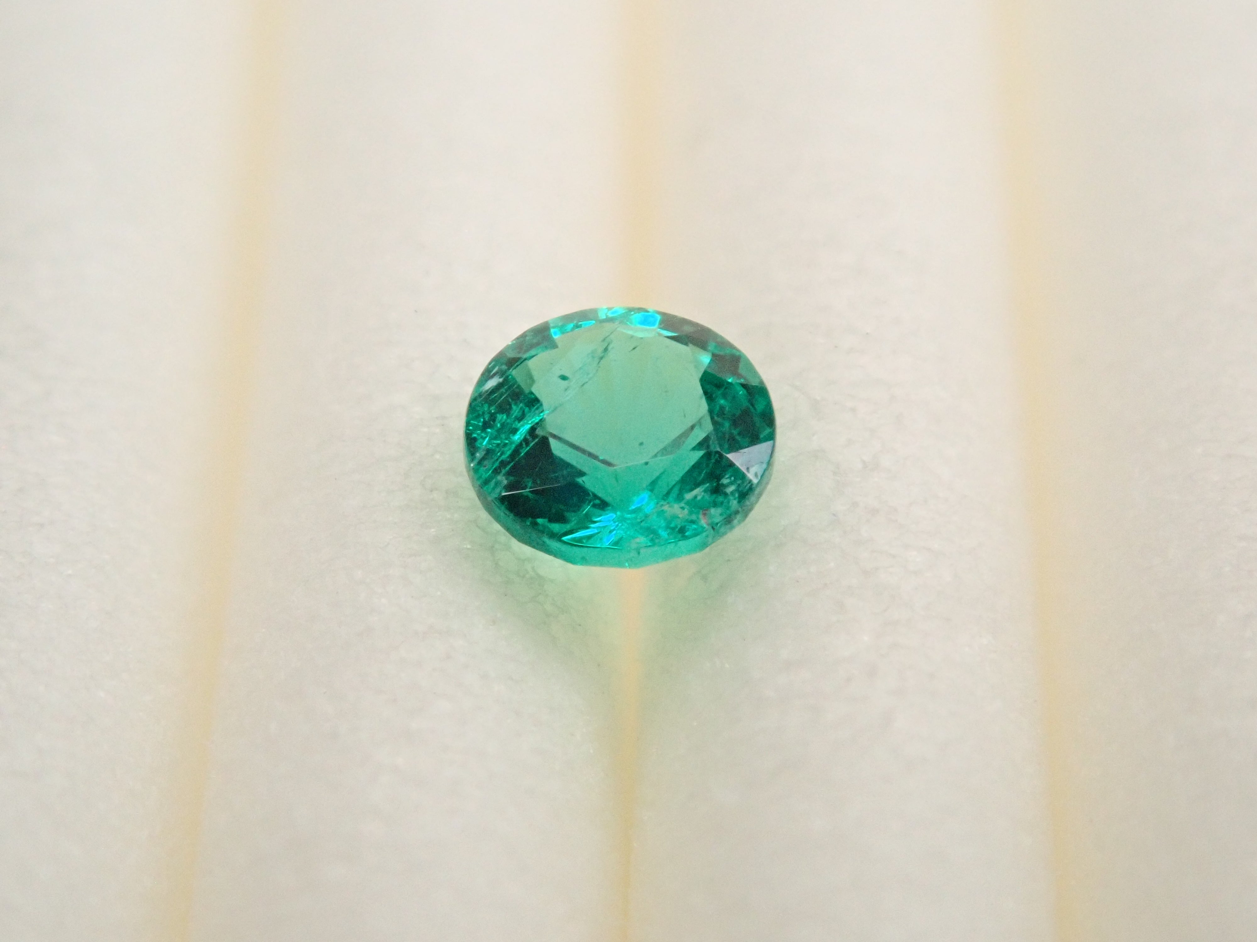 【12/14 22時販売】コロンビア産エメラルド 3.0mm/0.098ctルース