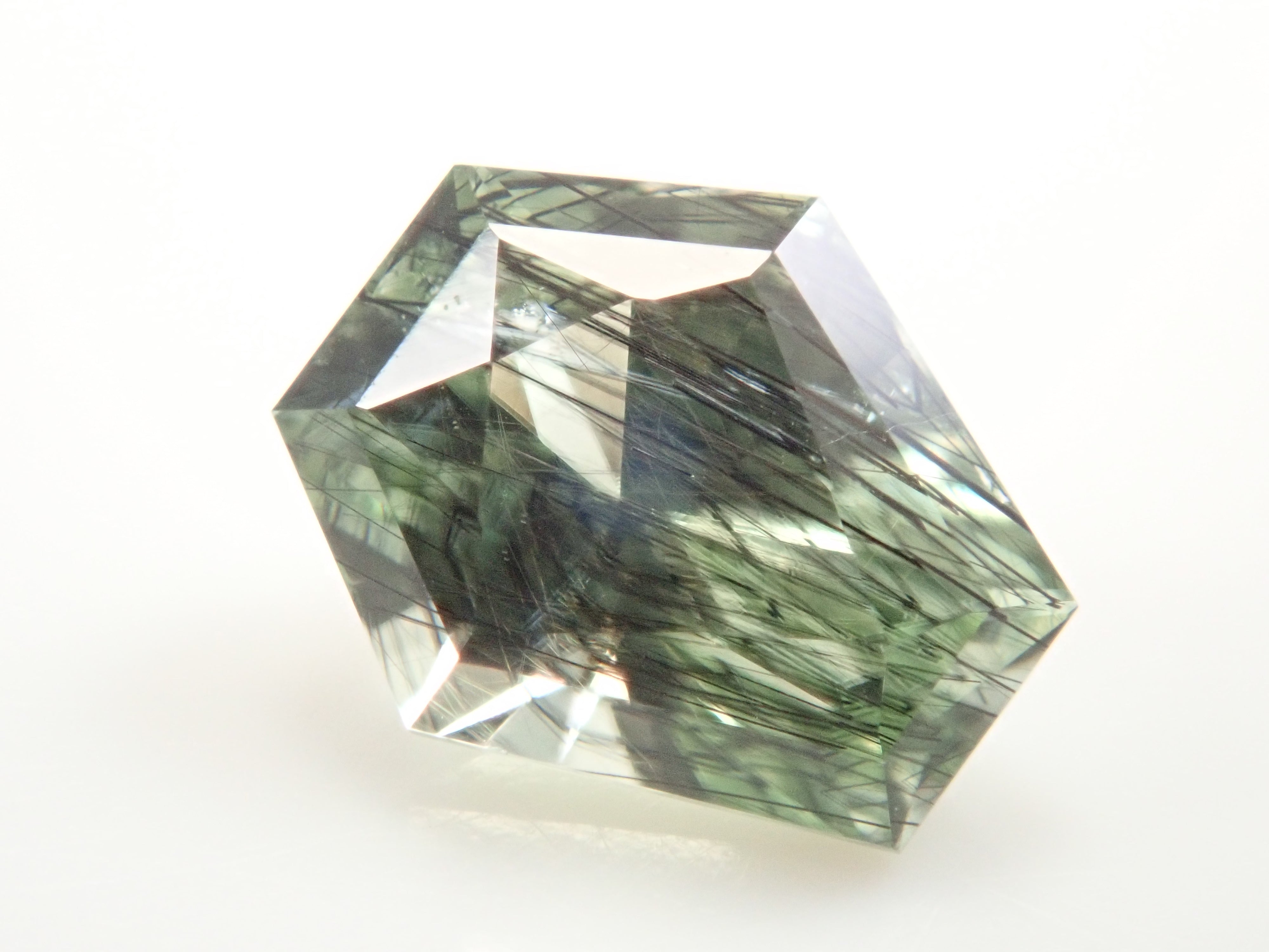 [12/10 22:00 Sale] Pakistani Ludwigite Peridot 0.609ct Loose Stone
