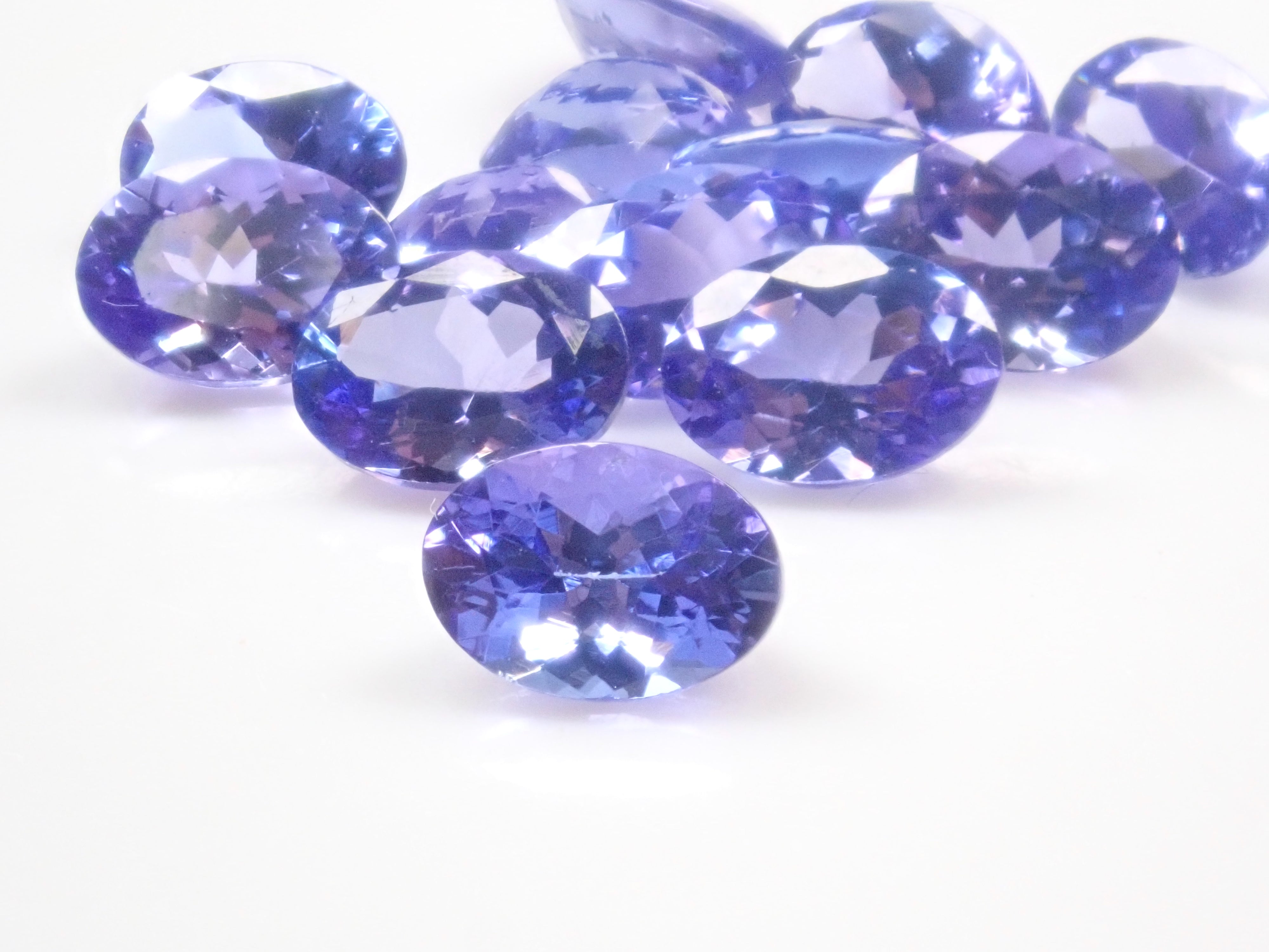 タンザニア産タンザナイト1石ルース（5×7mm,オーバルカット）《複数