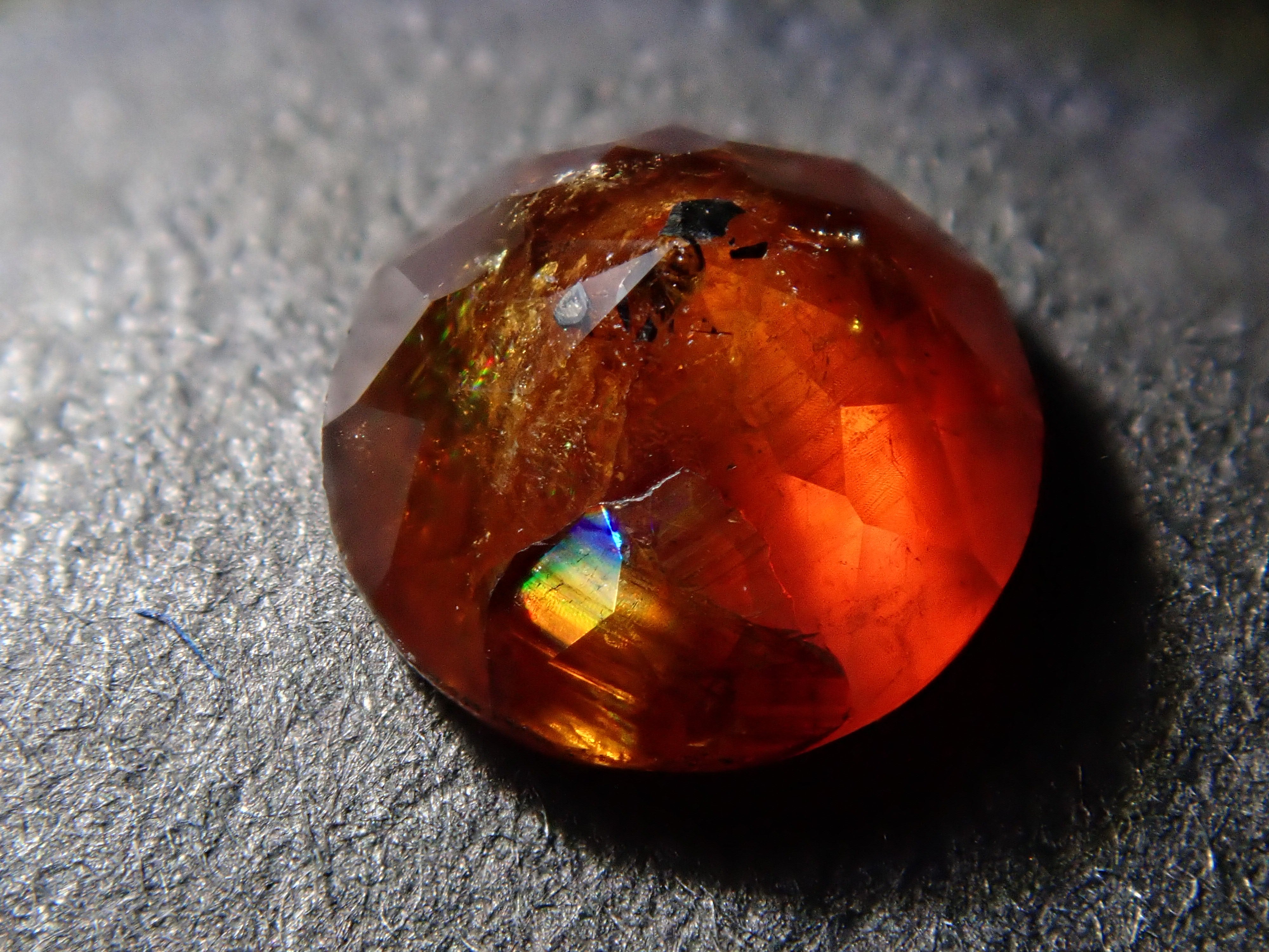 Rainbow Garnet (Andradite Garnet) 0.771ct Loose Stone from Tenkawa Village, Nara Prefecture