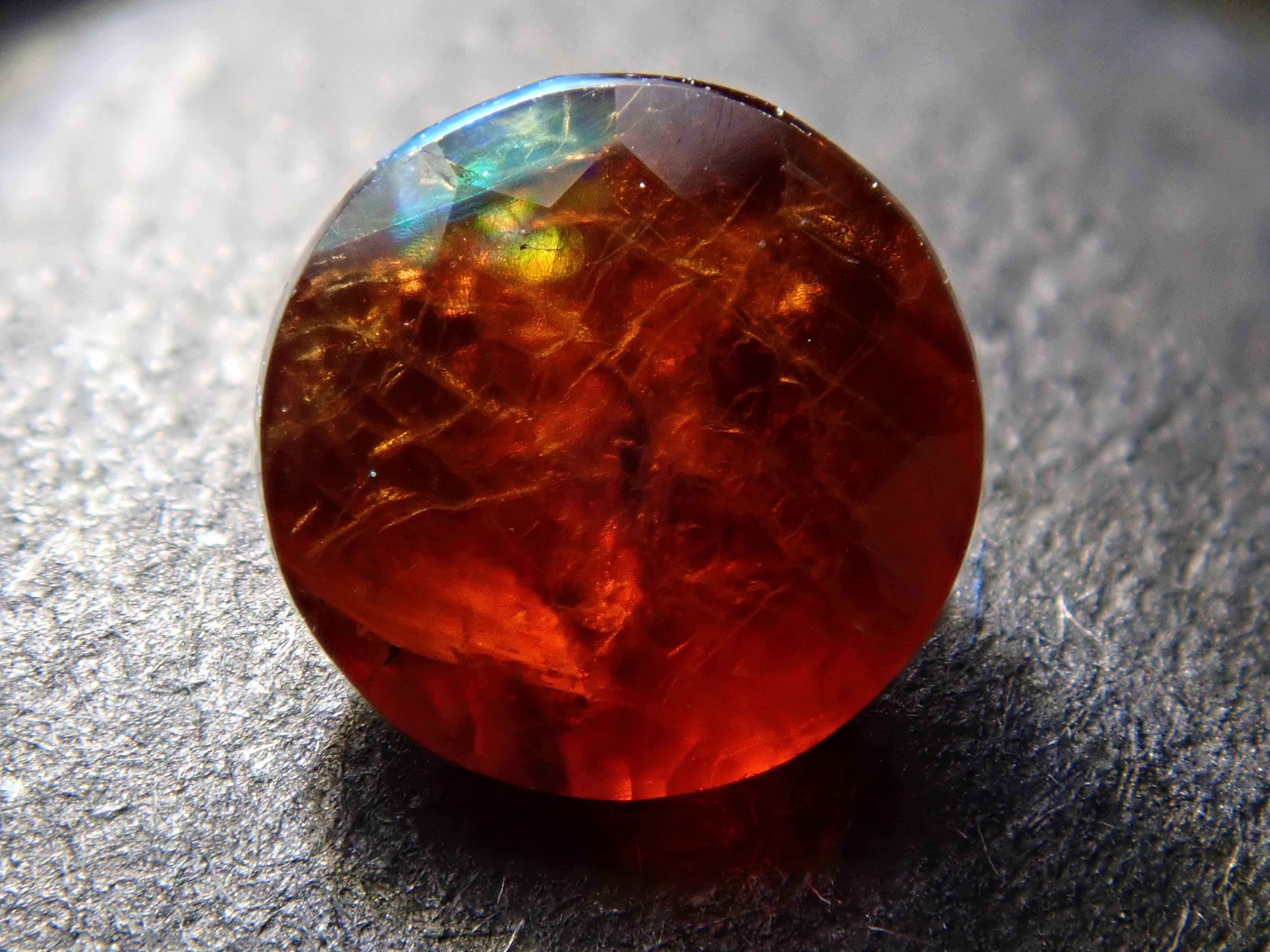 Rainbow Garnet (Andradite Garnet) 0.771ct Loose Stone from Tenkawa Village, Nara Prefecture