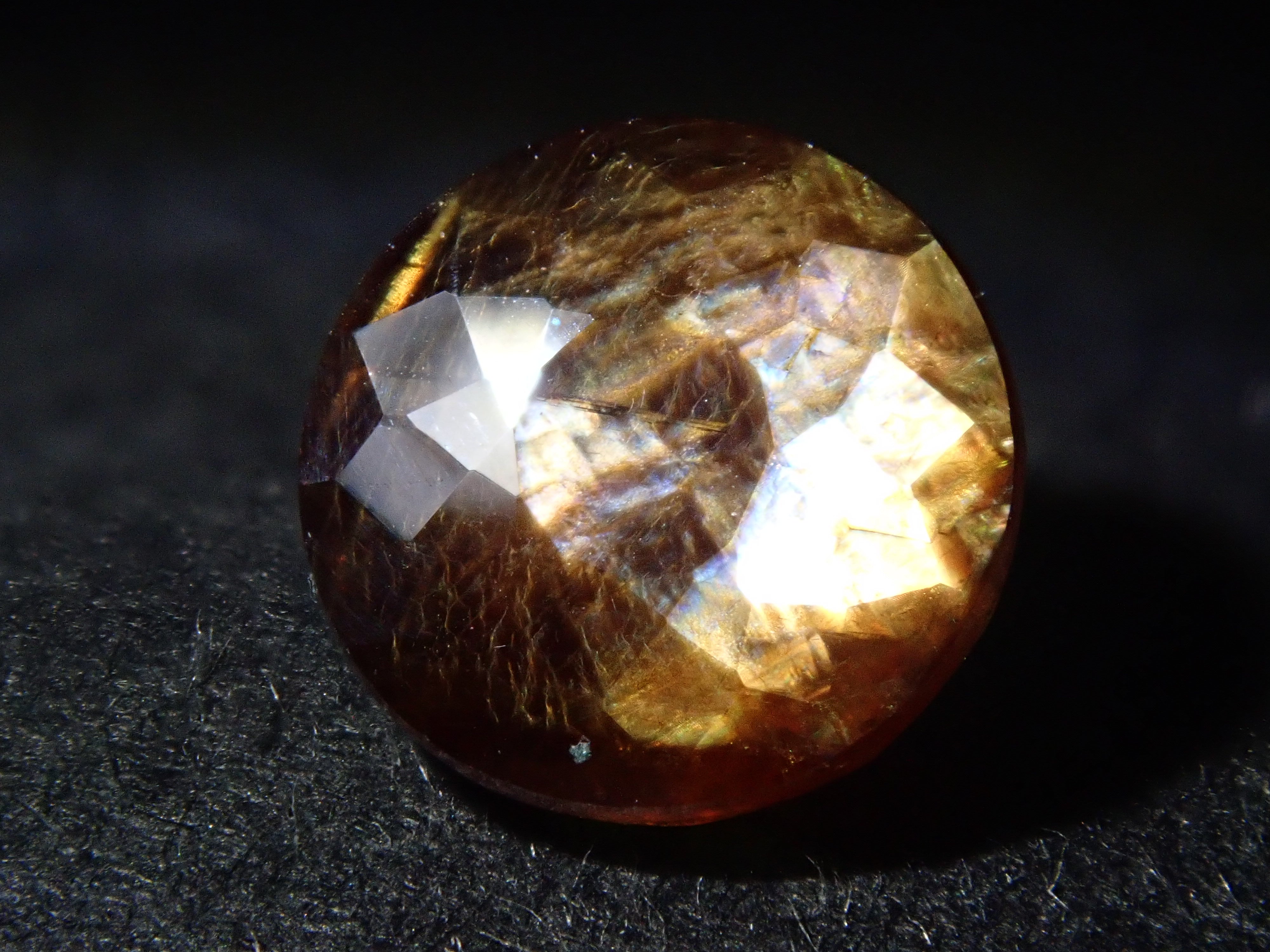 Rainbow Garnet (Andradite Garnet) 1.488ct Loose Stone from Tenkawa Village, Nara Prefecture
