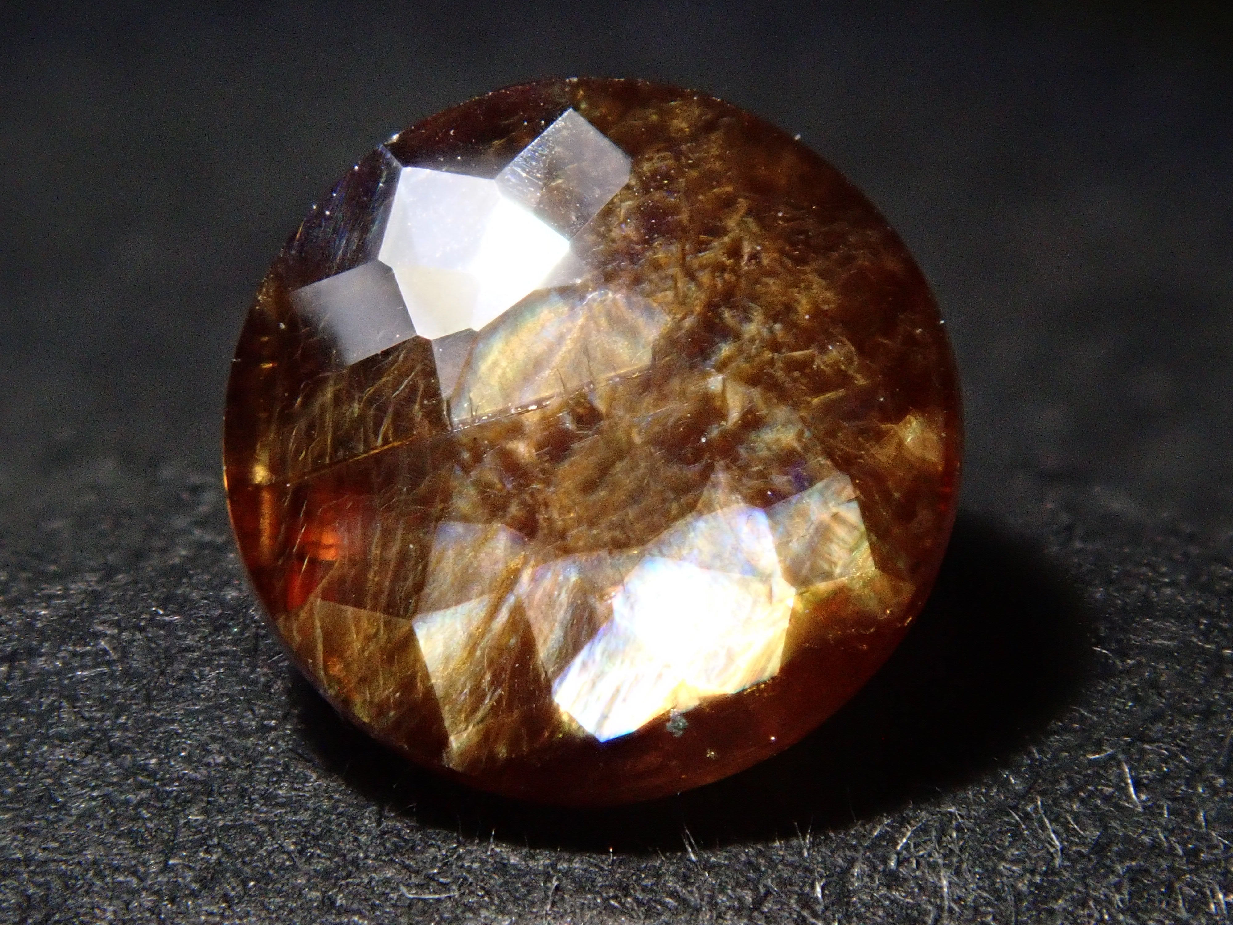 Rainbow Garnet (Andradite Garnet) 1.488ct Loose Stone from Tenkawa Village, Nara Prefecture