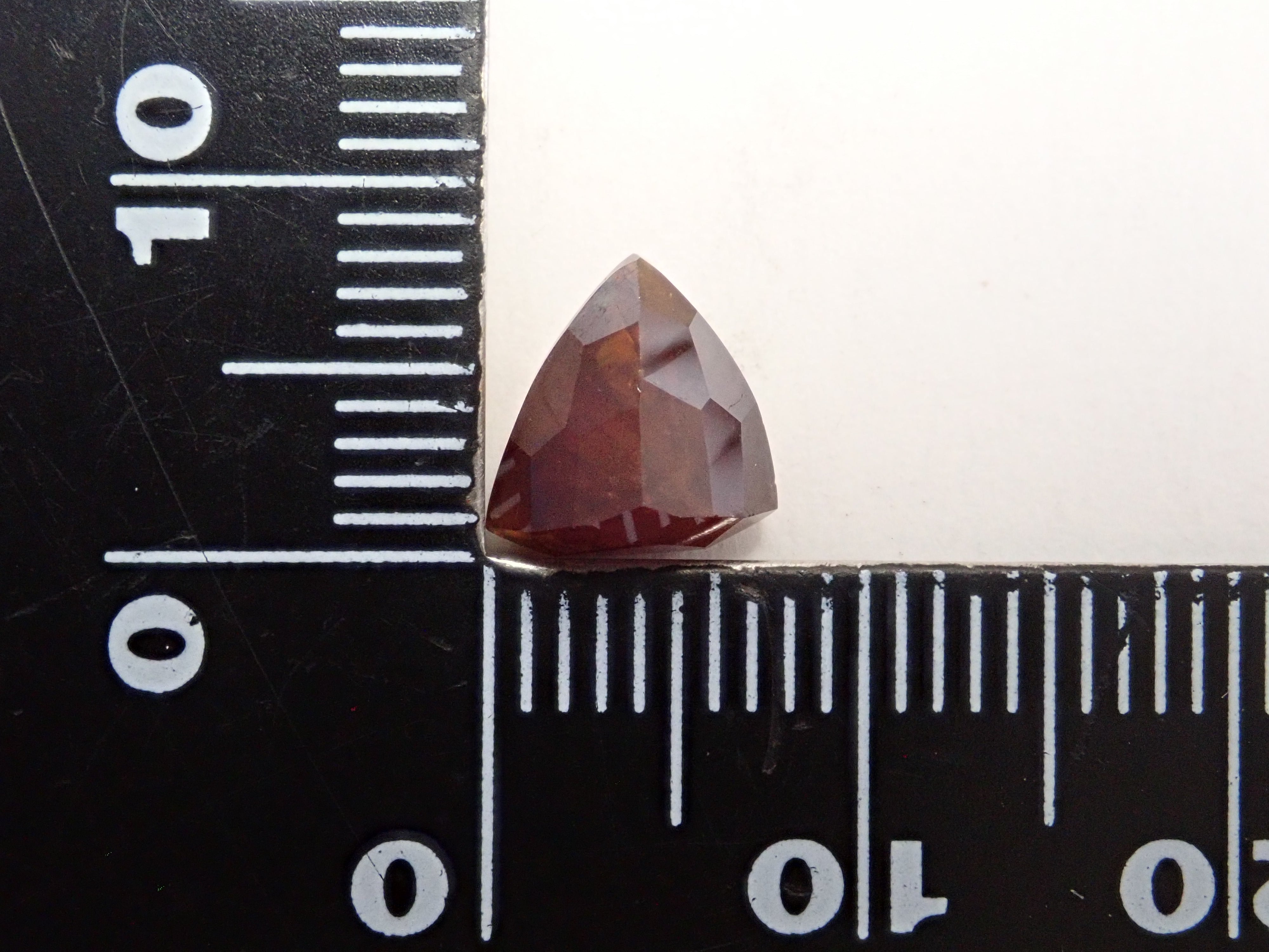Rainbow Garnet (Andradite Garnet) 2.365ct Loose Stone from Tenkawa Village, Nara Prefecture