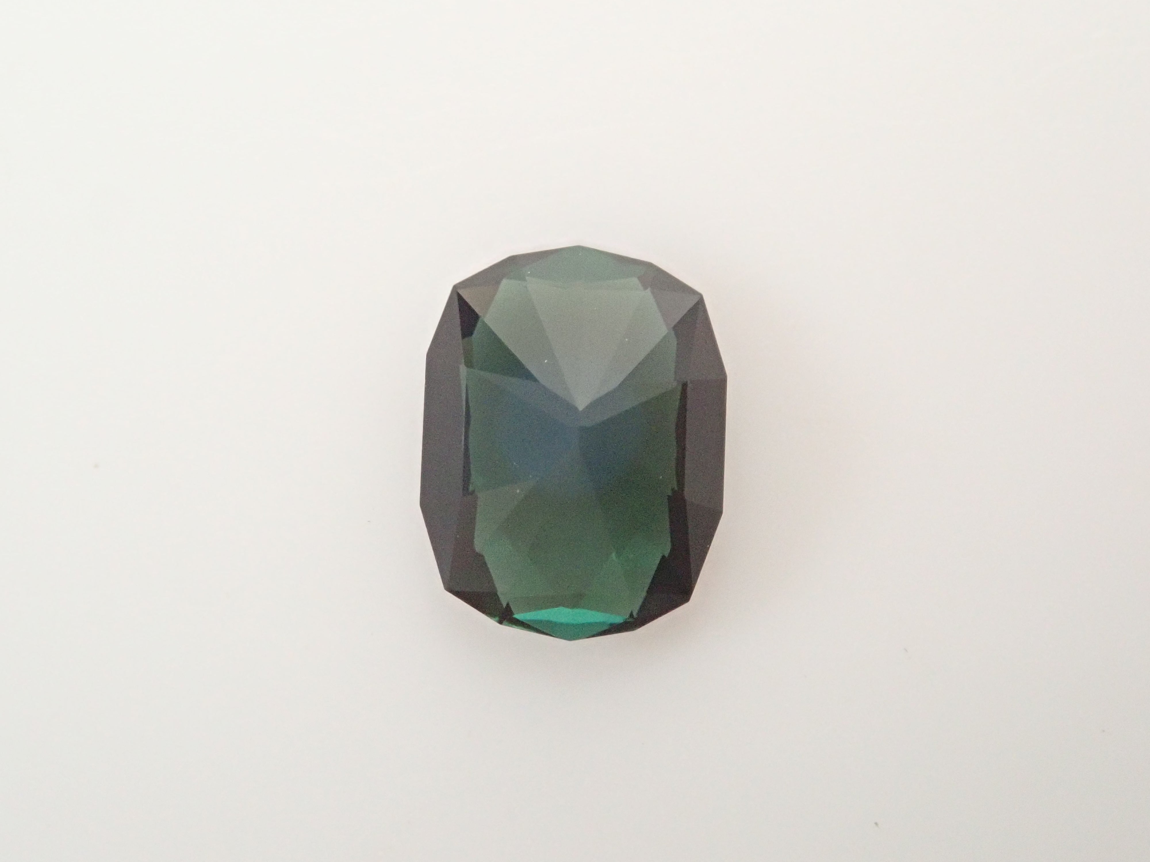 [12/13 22:00 Sale] Brazilian Green Tourmaline 0.821ct Loose Stone