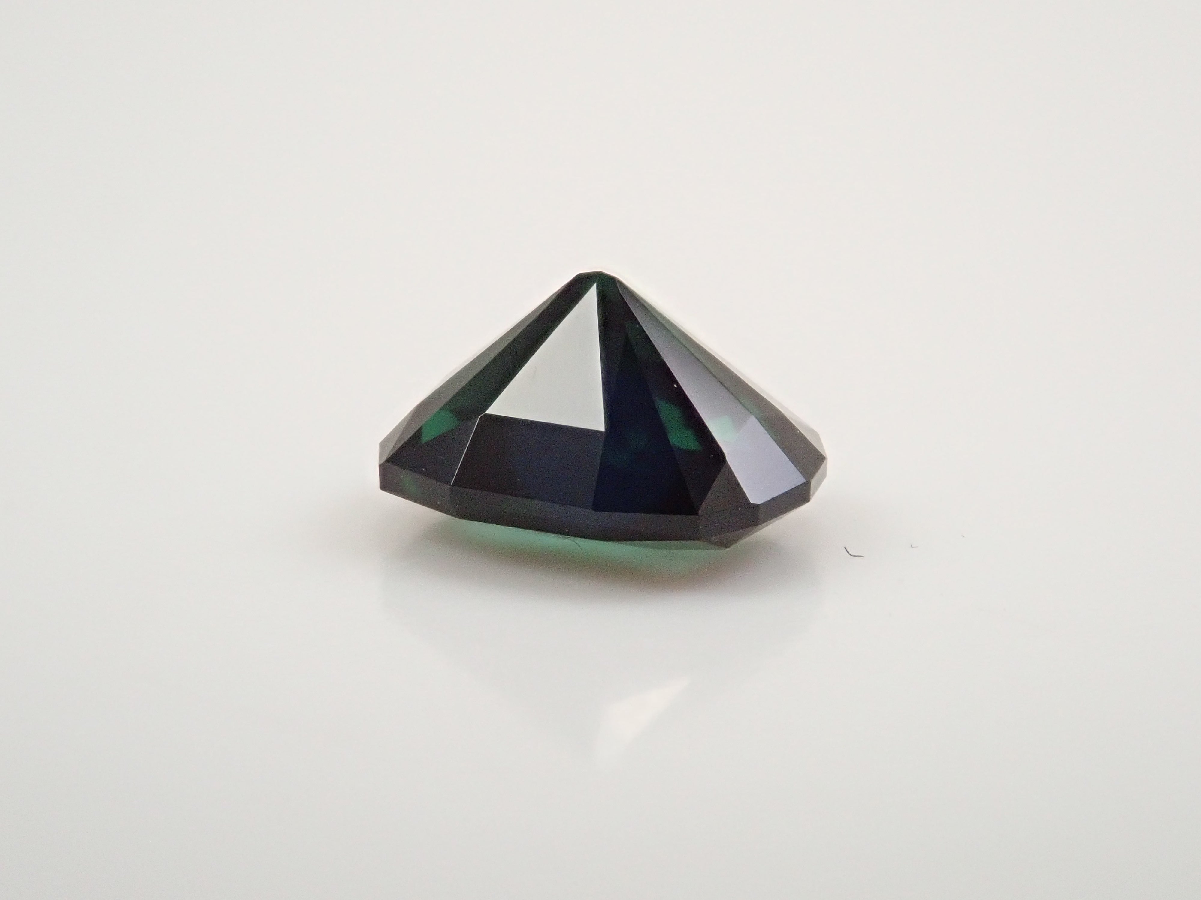 [12/13 22:00 Sale] Brazilian Green Tourmaline 0.821ct Loose Stone